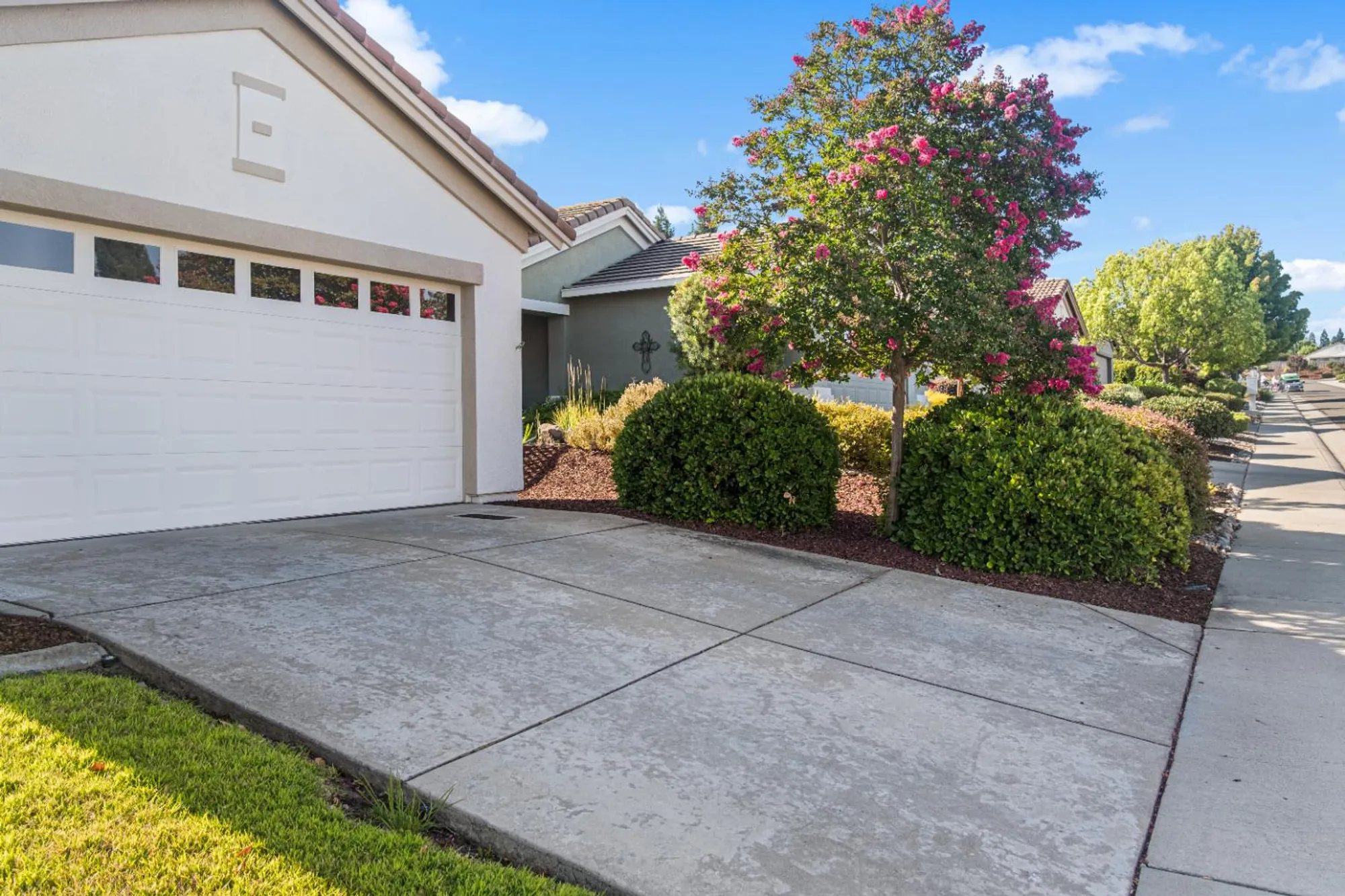 Property Slideshow image 7 of 59 | 637 geary ln, Lincoln, CA, 95648