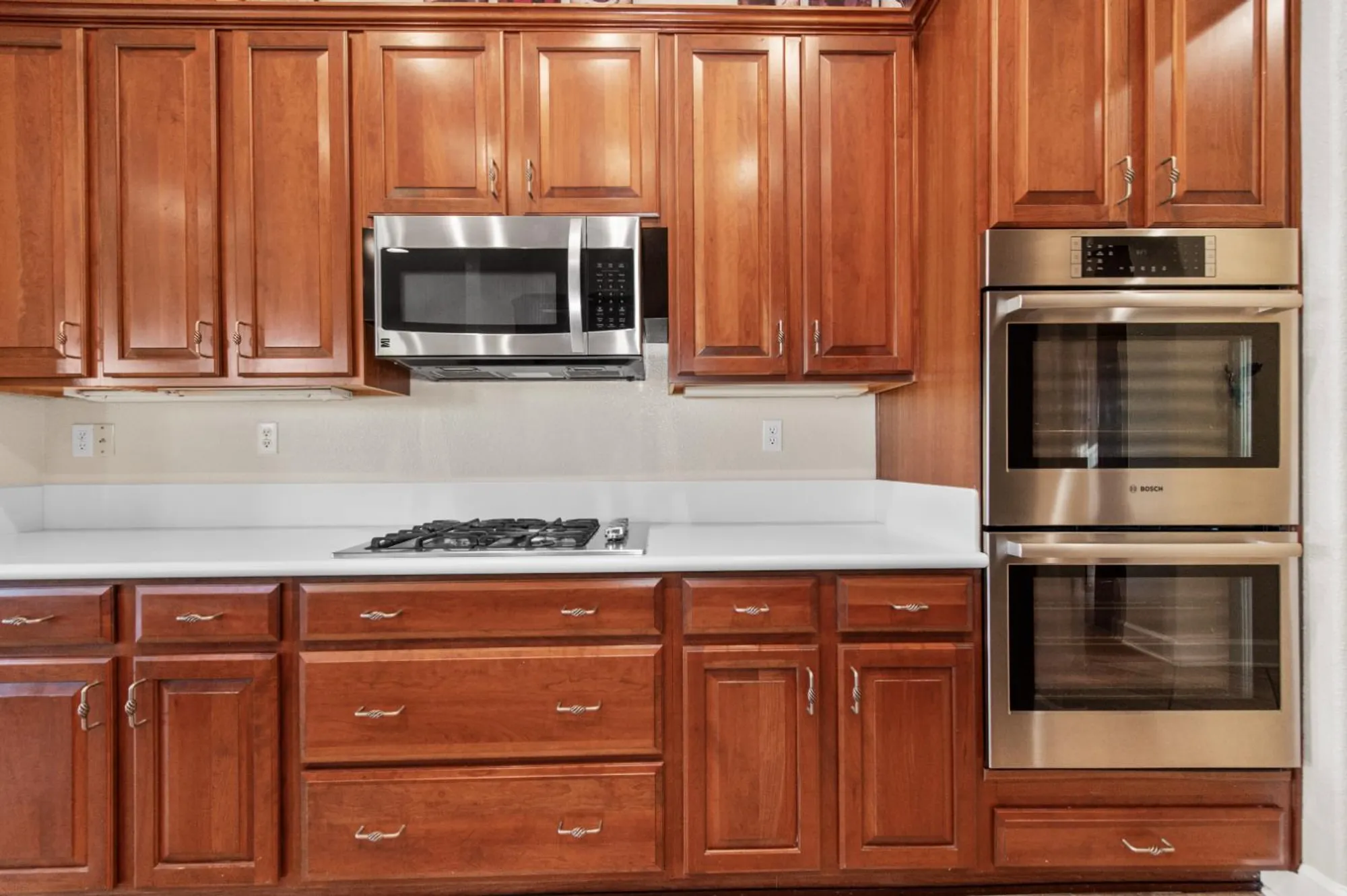Property Slideshow image 28 of 63 | 1146 secret lake loop, Lincoln, CA, 95648
