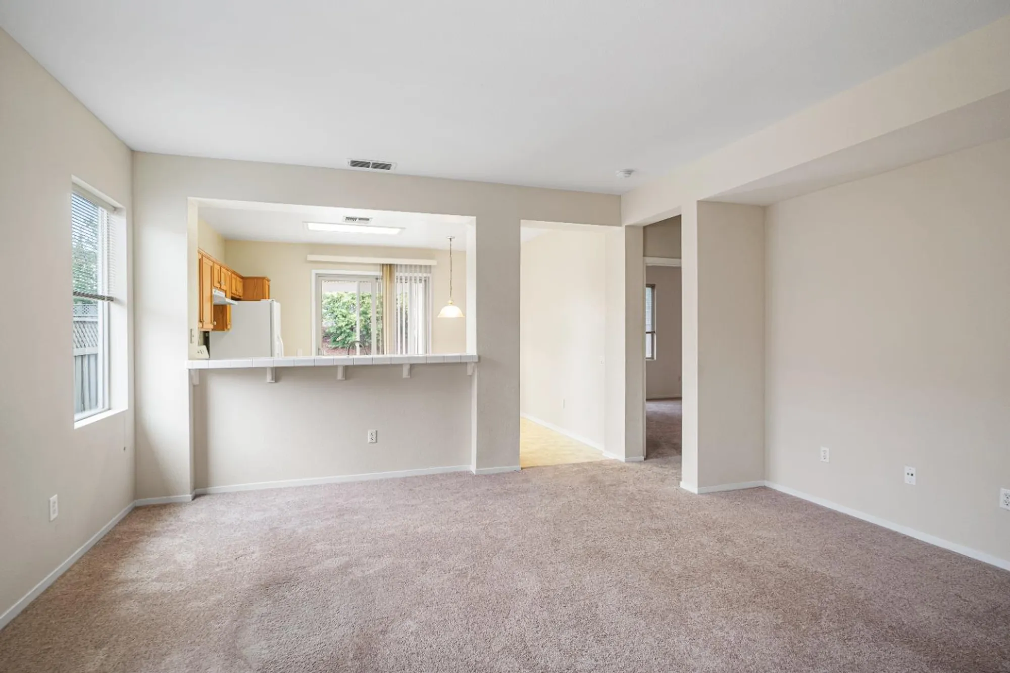 Property Slideshow image 13 of 59 | 637 geary ln, Lincoln, CA, 95648