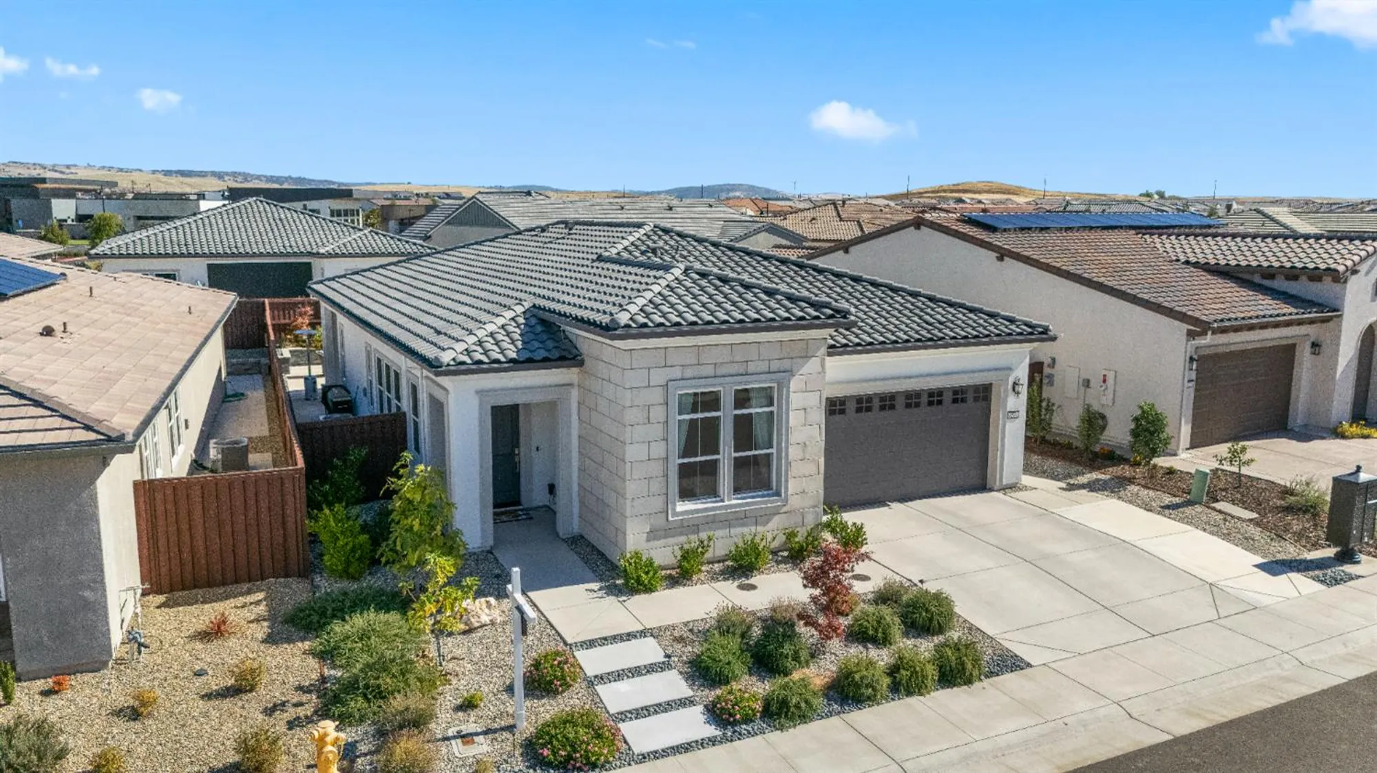 Property Slideshow image 4 of 56 | 3524 deer park dr, Folsom, CA, 95630