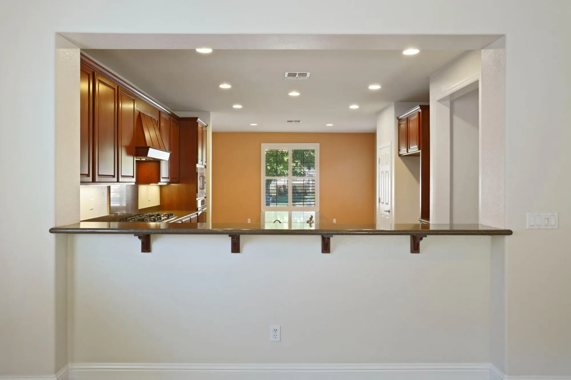 Property Slideshow image 18 of 38 | 2224 bellchase dr, Manteca, CA, 95336