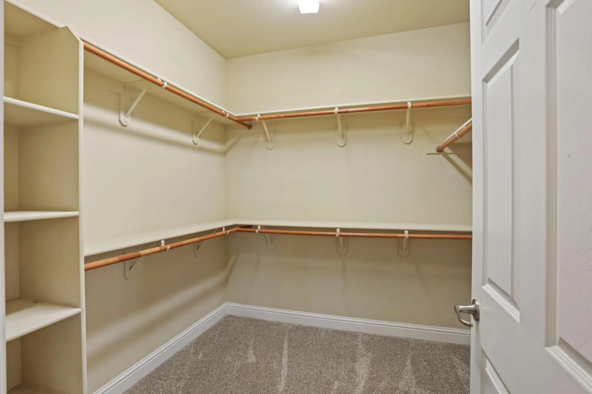 Property Slideshow image 25 of 52 | 1995 shady oak st, Manteca, CA, 95336