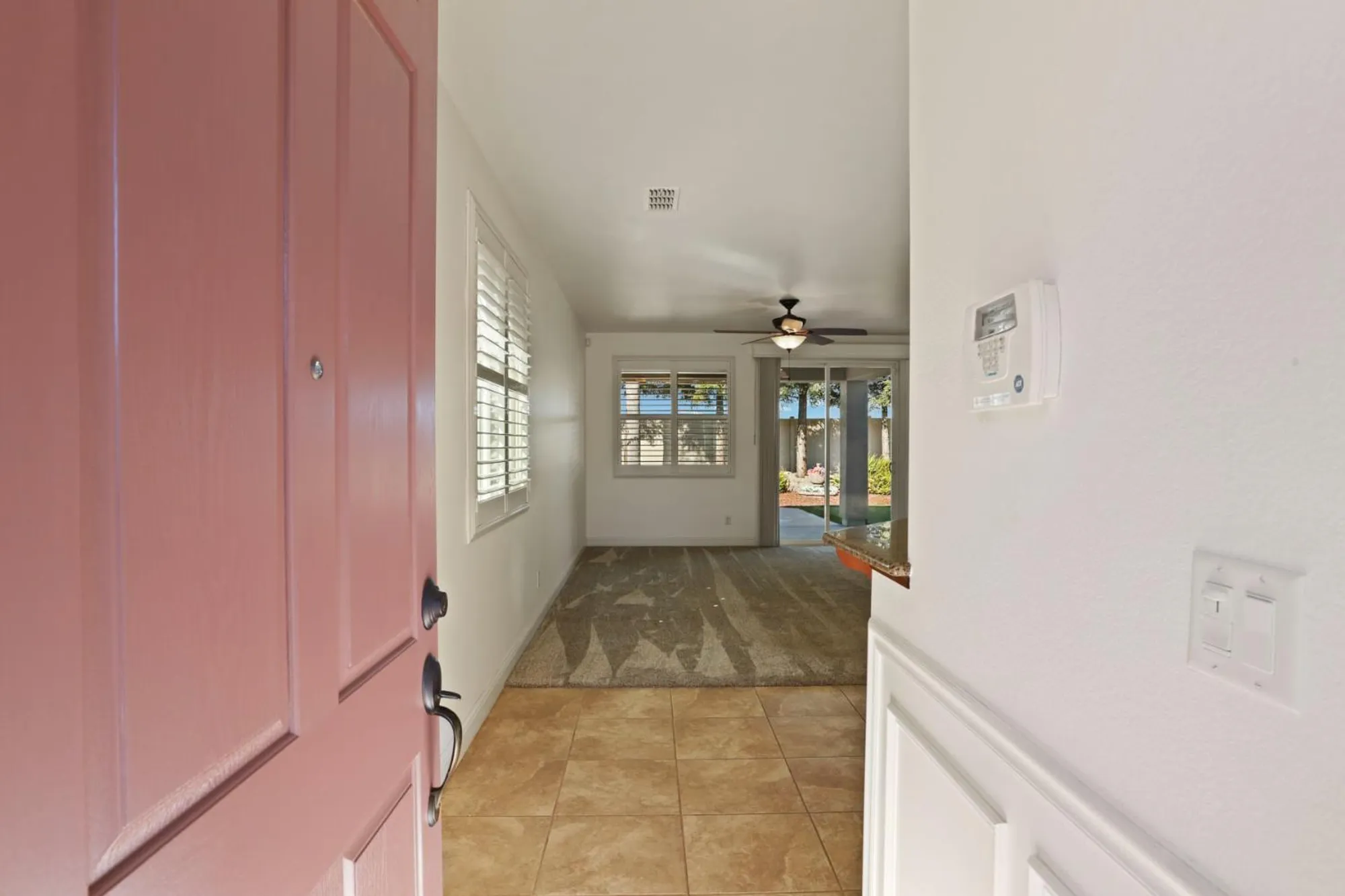 Property Slideshow image 4 of 52 | 1995 shady oak st, Manteca, CA, 95336