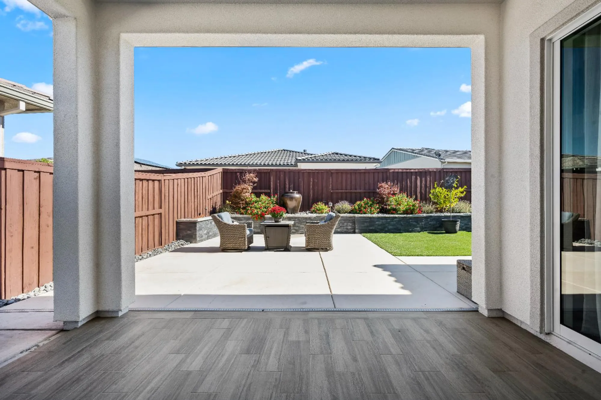 Property Slideshow image 31 of 56 | 3524 deer park dr, Folsom, CA, 95630