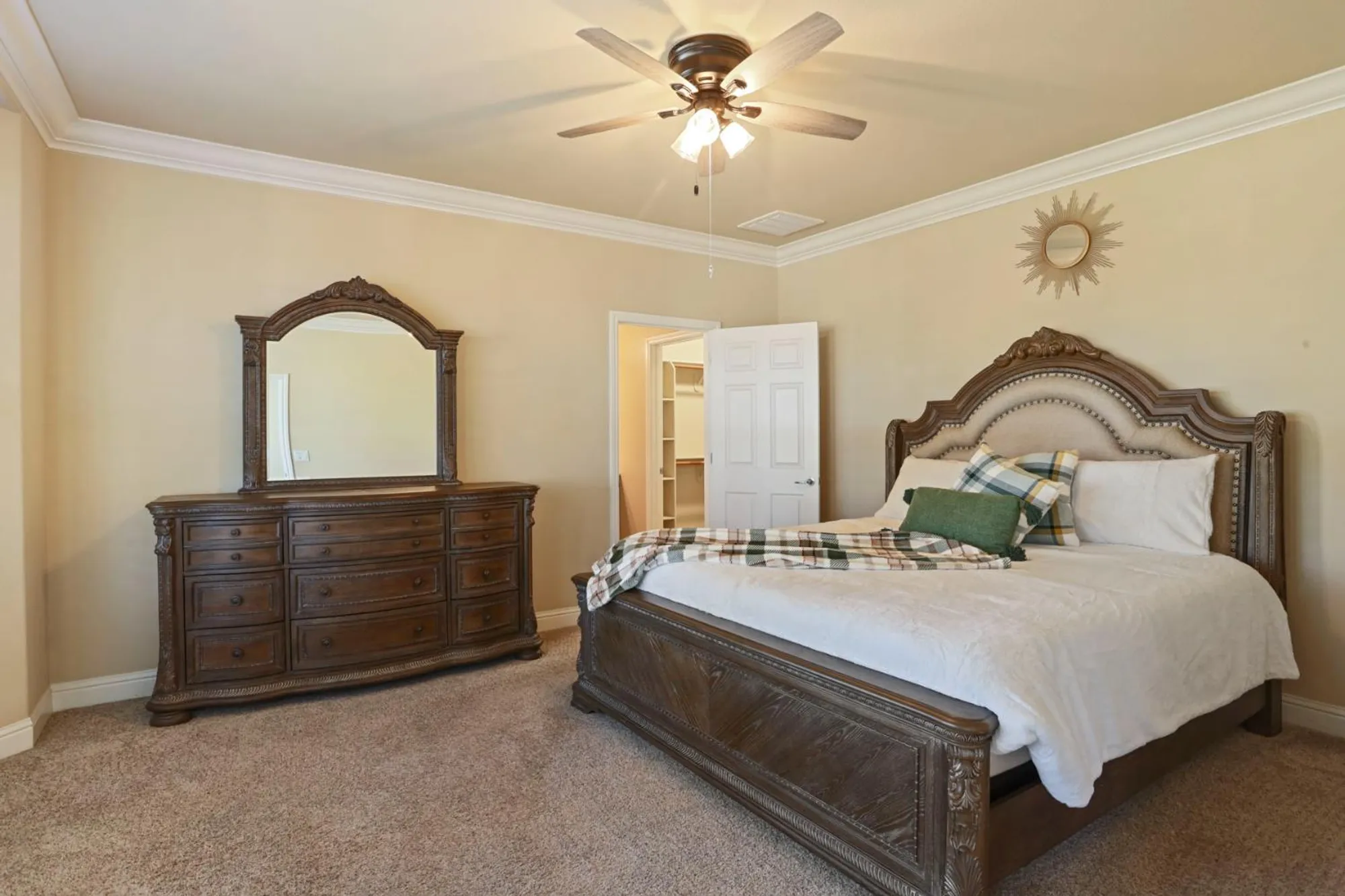 Property Slideshow image 19 of 52 | 1995 shady oak st, Manteca, CA, 95336