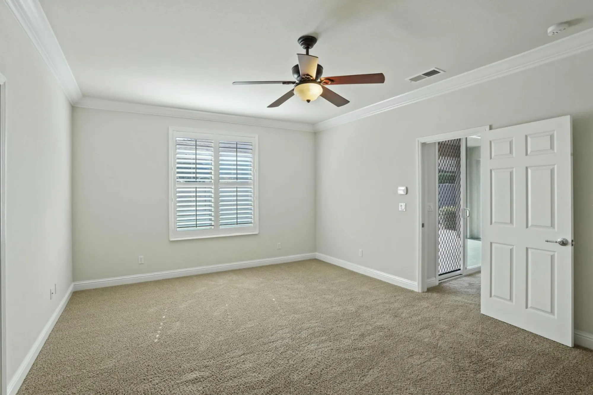 Property Slideshow image 28 of 38 | 2224 bellchase dr, Manteca, CA, 95336