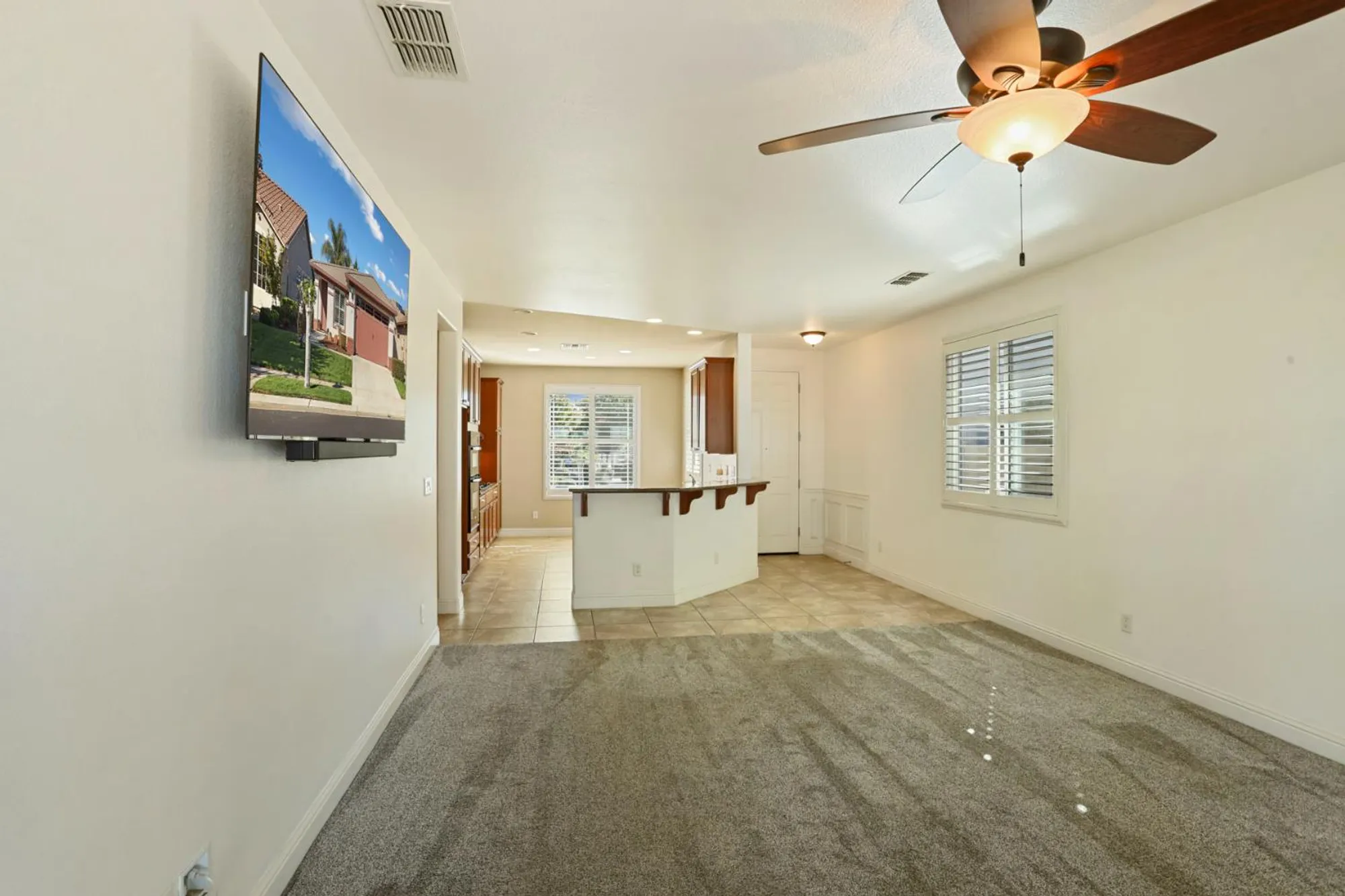 Property Slideshow image 18 of 52 | 1995 shady oak st, Manteca, CA, 95336