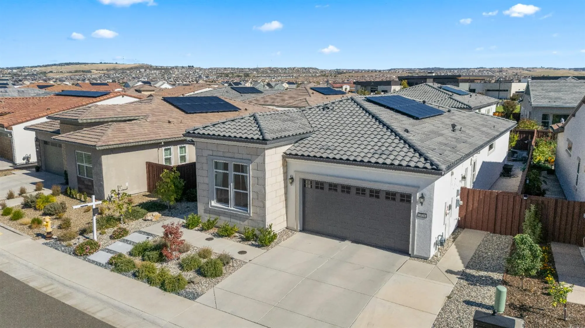 Property Slideshow image 5 of 56 | 3524 deer park dr, Folsom, CA, 95630