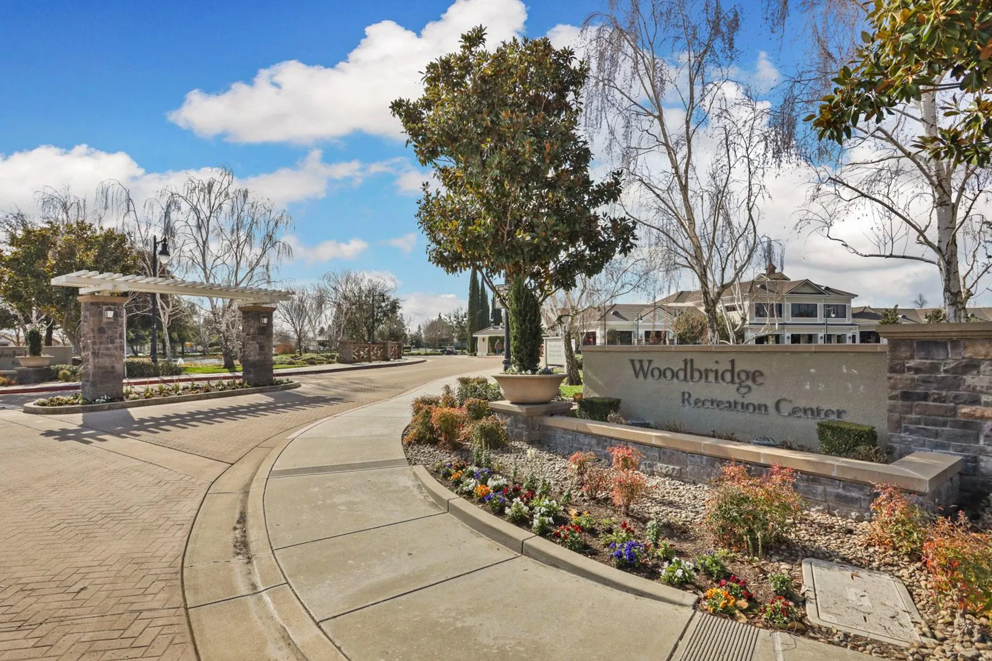 Property Slideshow image 43 of 52 | 1995 shady oak st, Manteca, CA, 95336