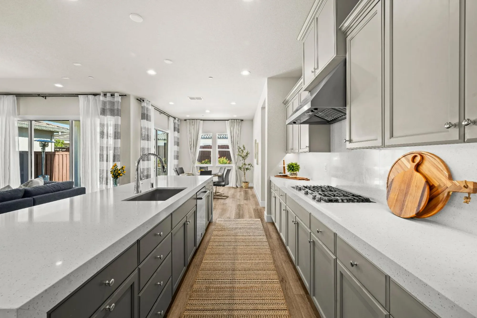 Property Slideshow image 15 of 56 | 3524 deer park dr, Folsom, CA, 95630