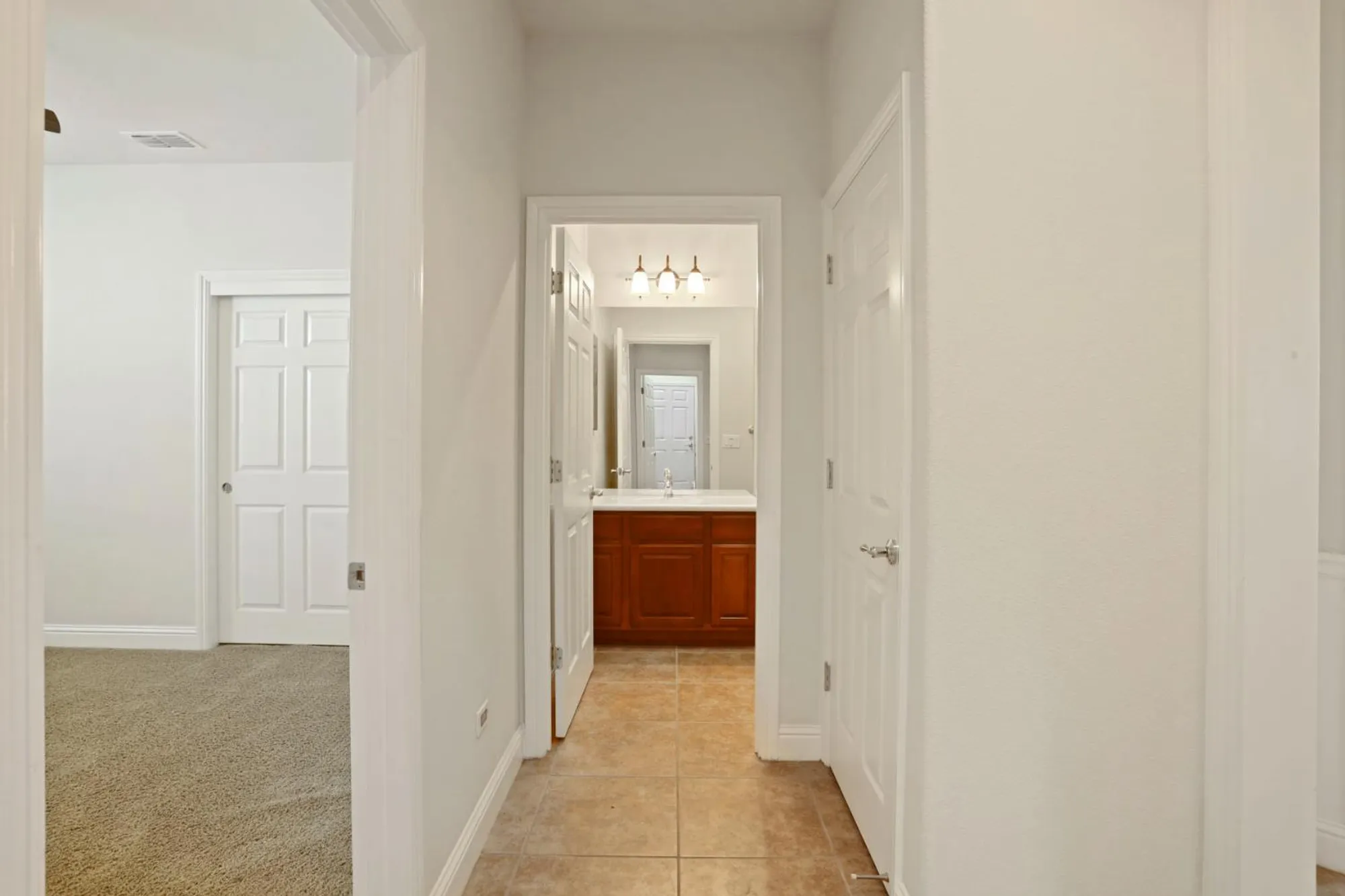 Property Slideshow image 19 of 38 | 2224 bellchase dr, Manteca, CA, 95336