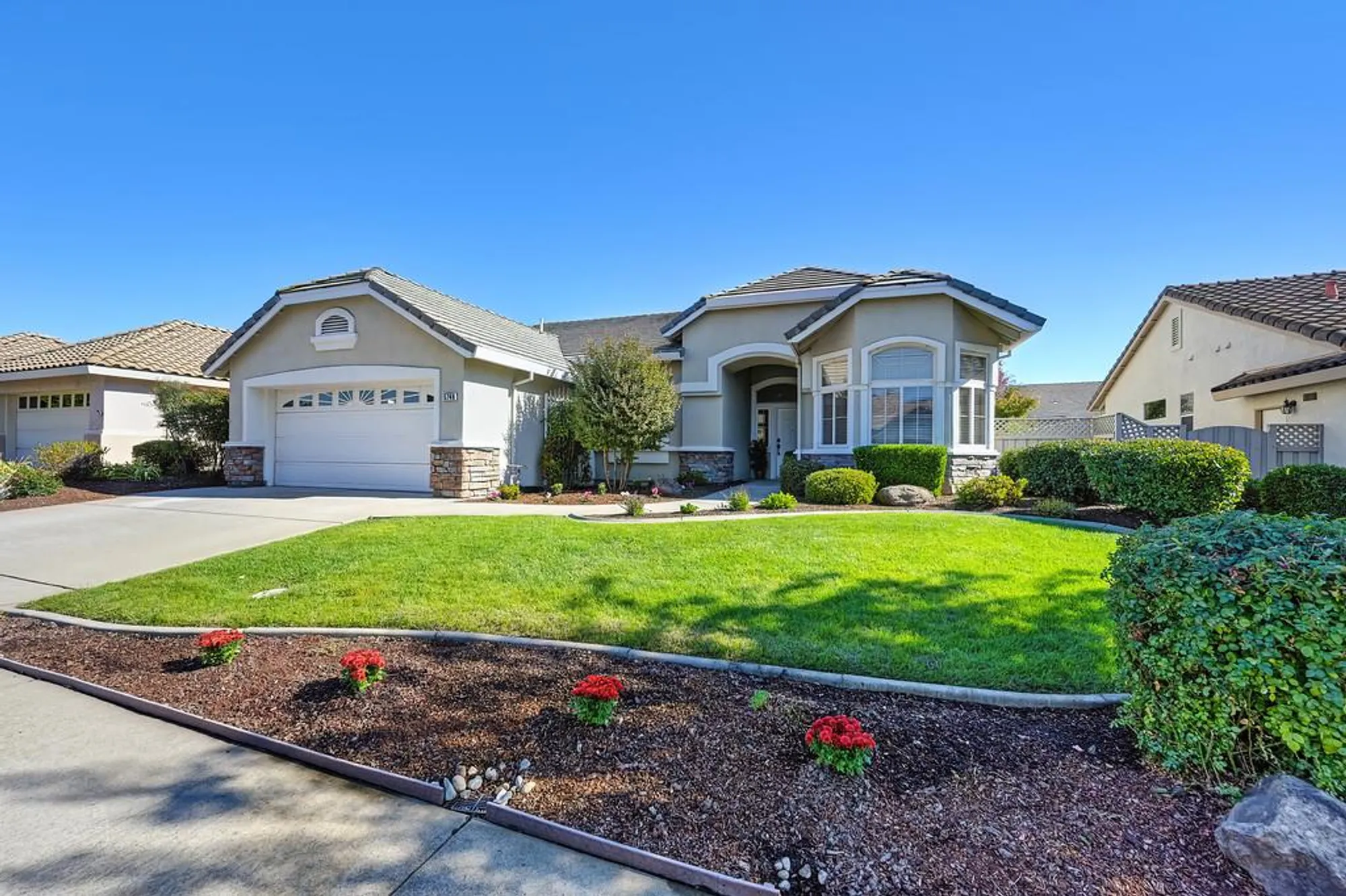 Property Slideshow image 5 of 46 | 5748 sandlewood way, Roseville, CA, 95747