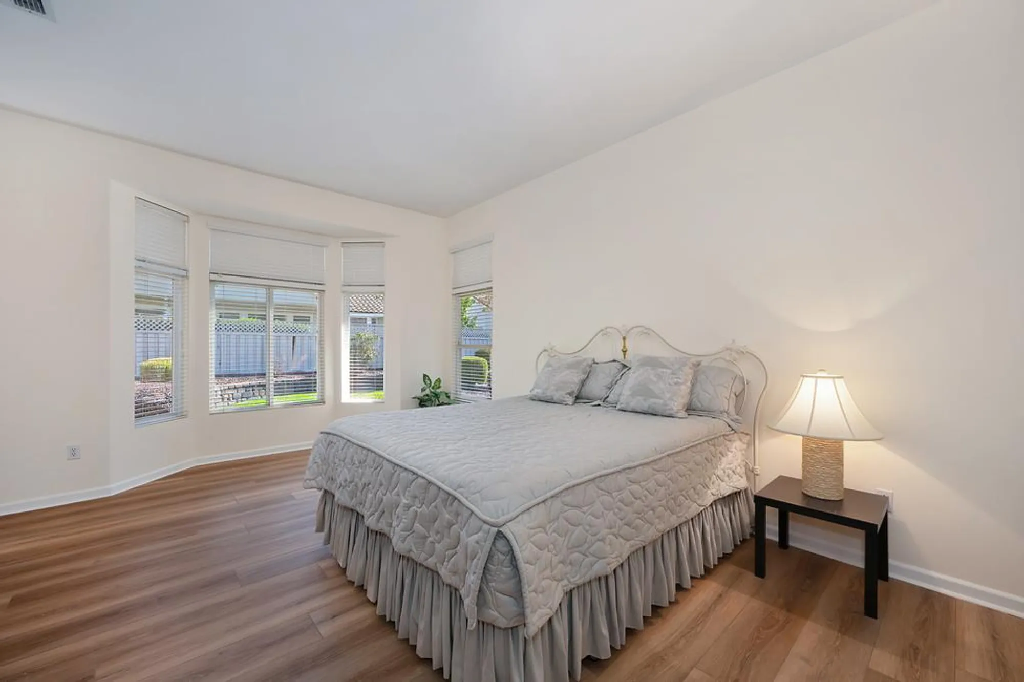Property Slideshow image 27 of 46 | 5748 sandlewood way, Roseville, CA, 95747