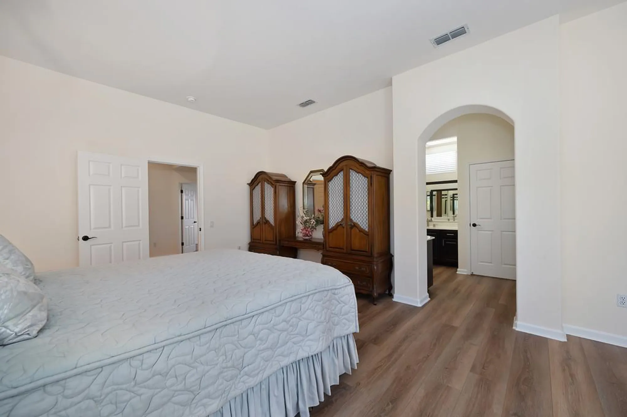 Property Slideshow image 29 of 46 | 5748 sandlewood way, Roseville, CA, 95747