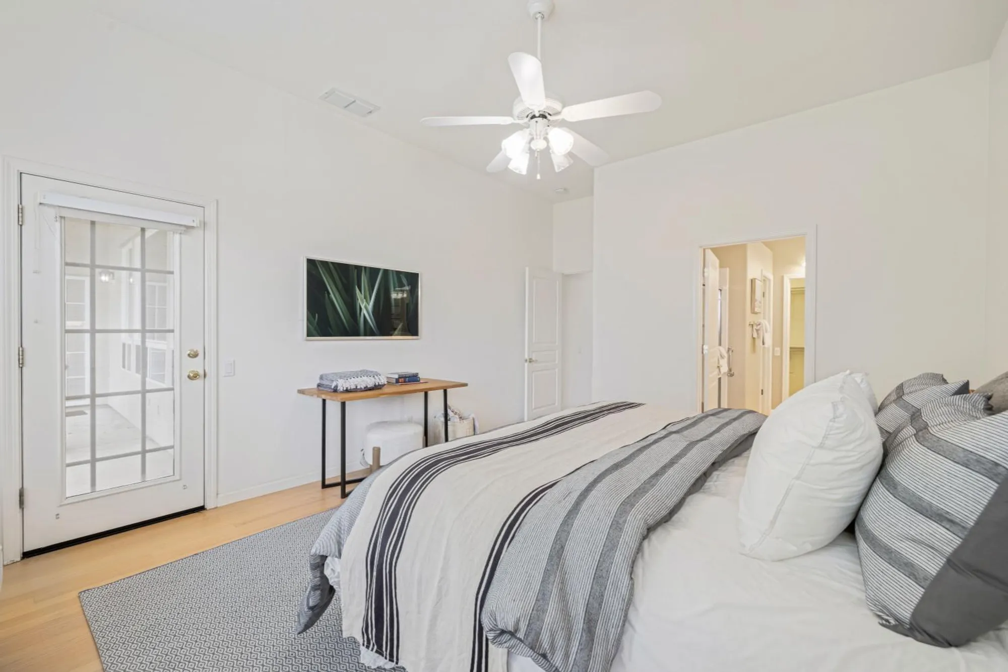 Property Slideshow image 21 of 36 | 2511 sasparilla ct, Rocklin, CA, 95765