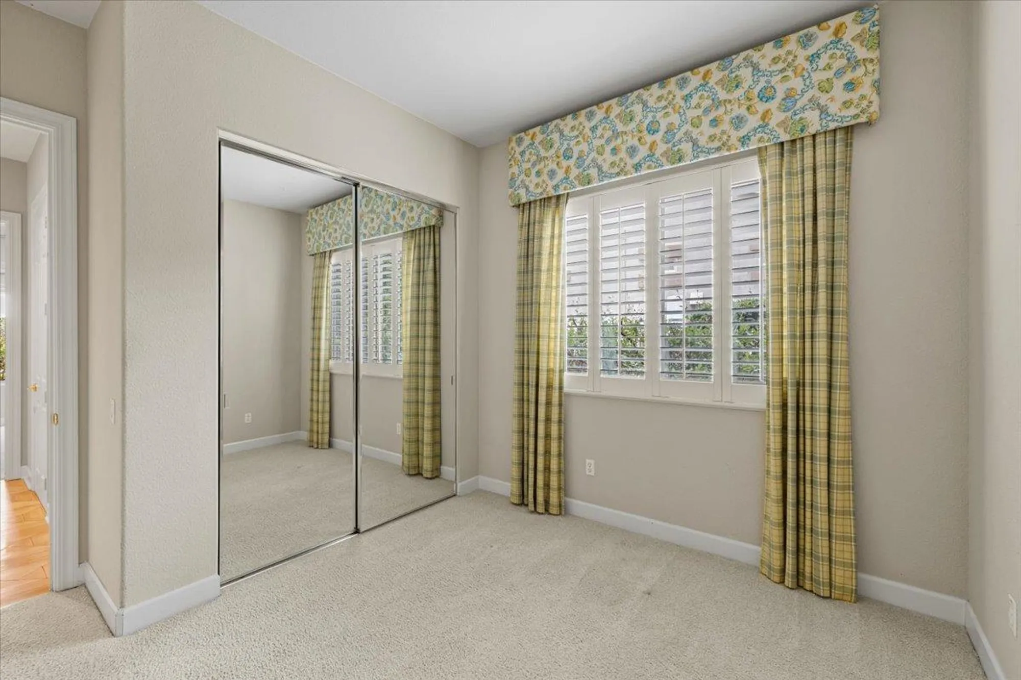 Property Slideshow image 40 of 43 | 1006 fairway valley ln, Lincoln, CA, 95648