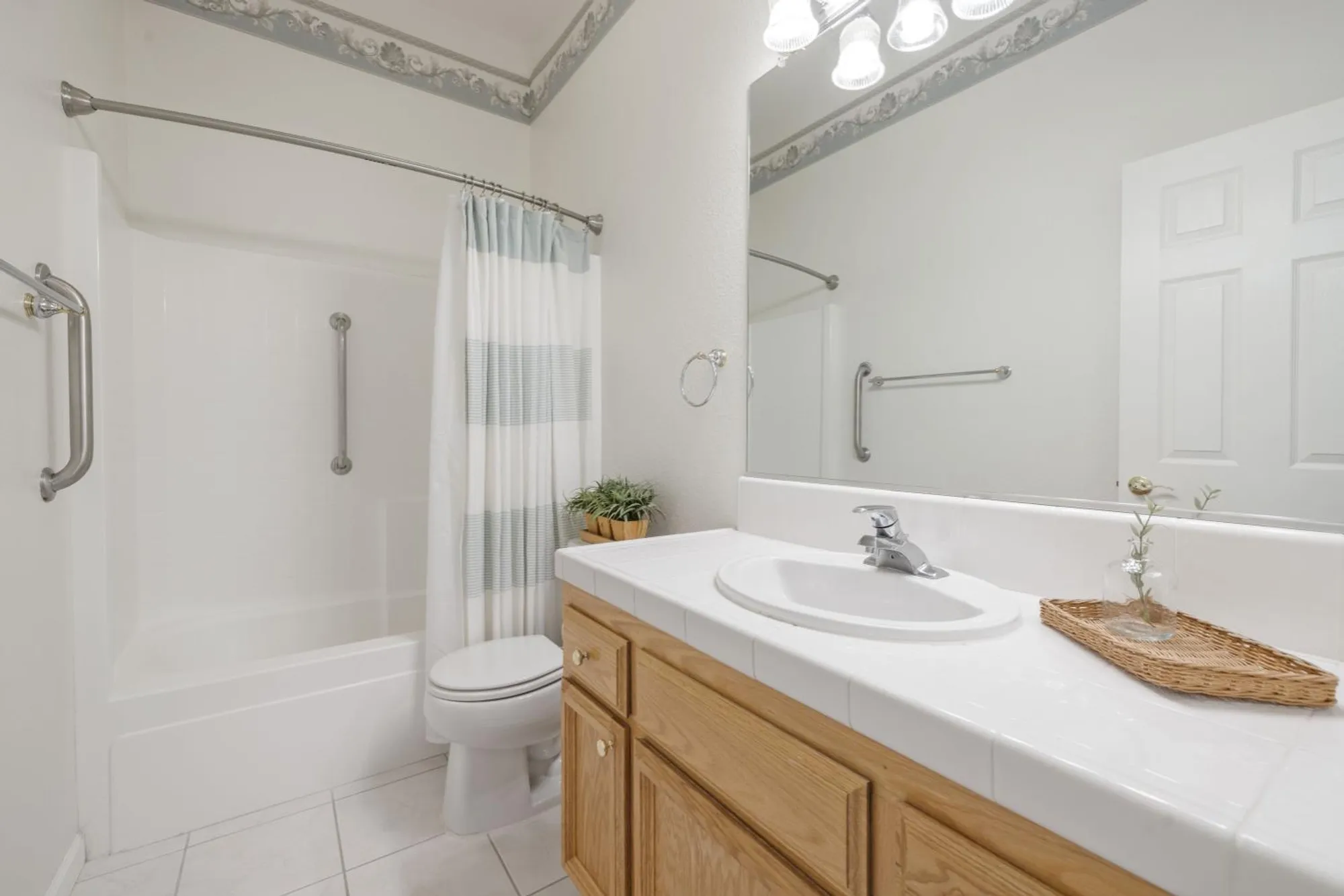 Property Slideshow image 29 of 36 | 2511 sasparilla ct, Rocklin, CA, 95765
