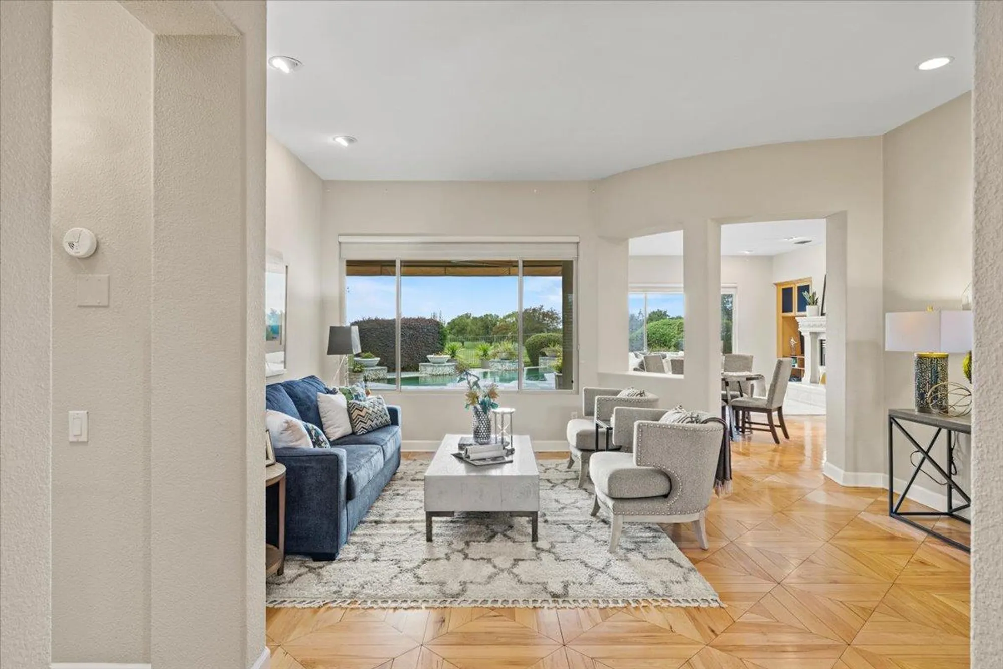 Property Slideshow image 19 of 43 | 1006 fairway valley ln, Lincoln, CA, 95648
