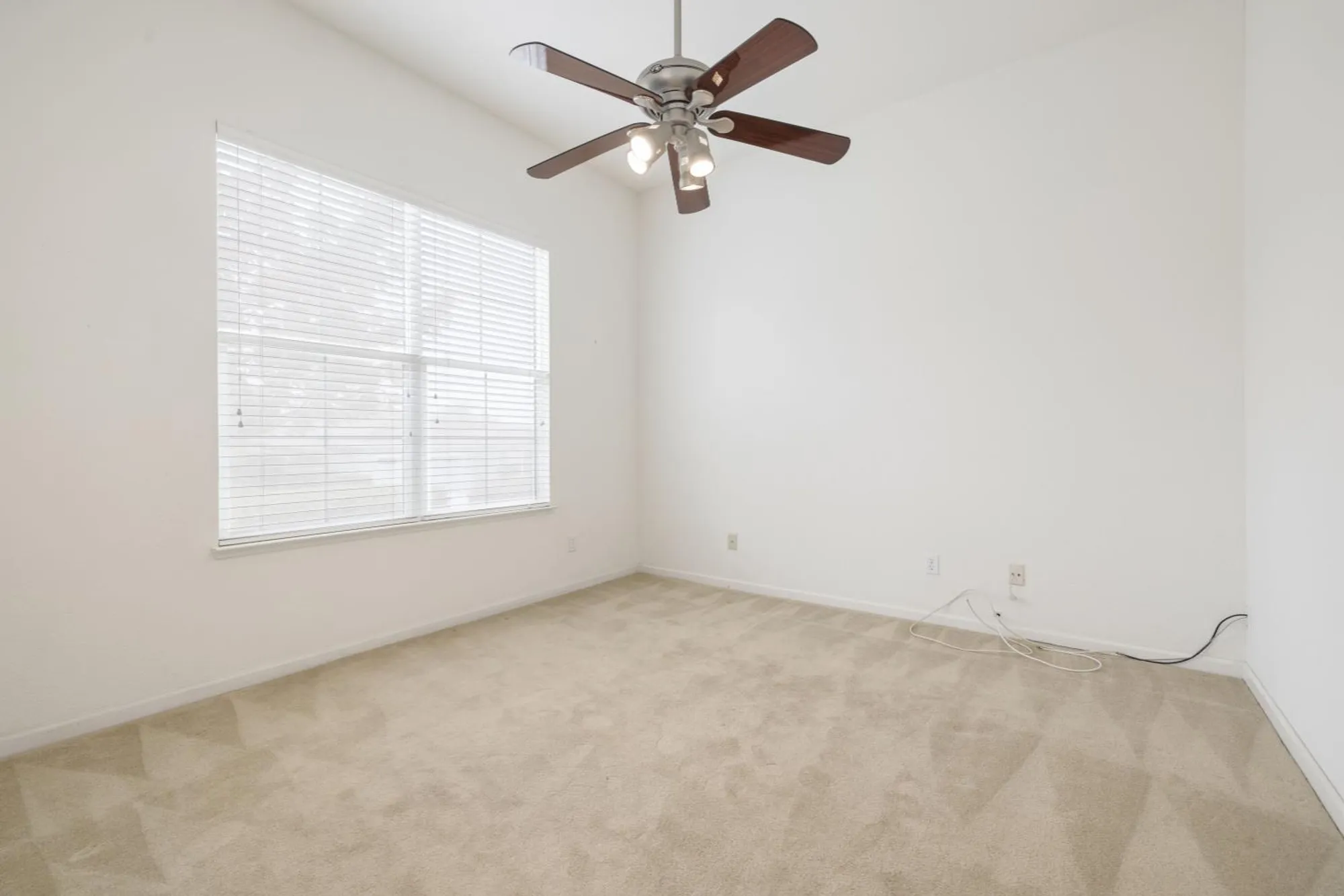 Property Slideshow image 30 of 36 | 2511 sasparilla ct, Rocklin, CA, 95765