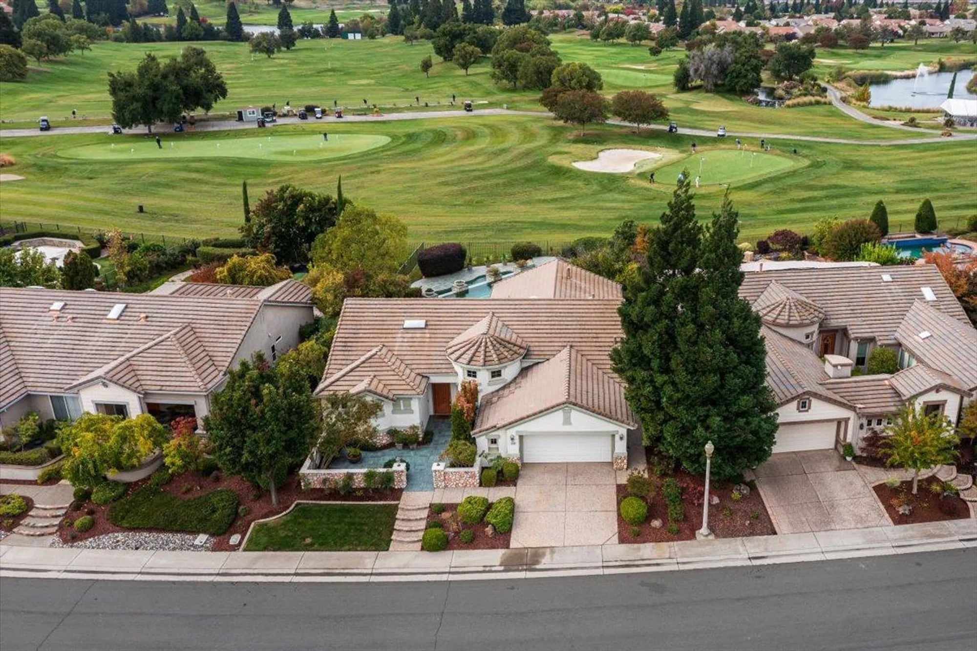 Property Slideshow image 9 of 43 | 1006 fairway valley ln, Lincoln, CA, 95648