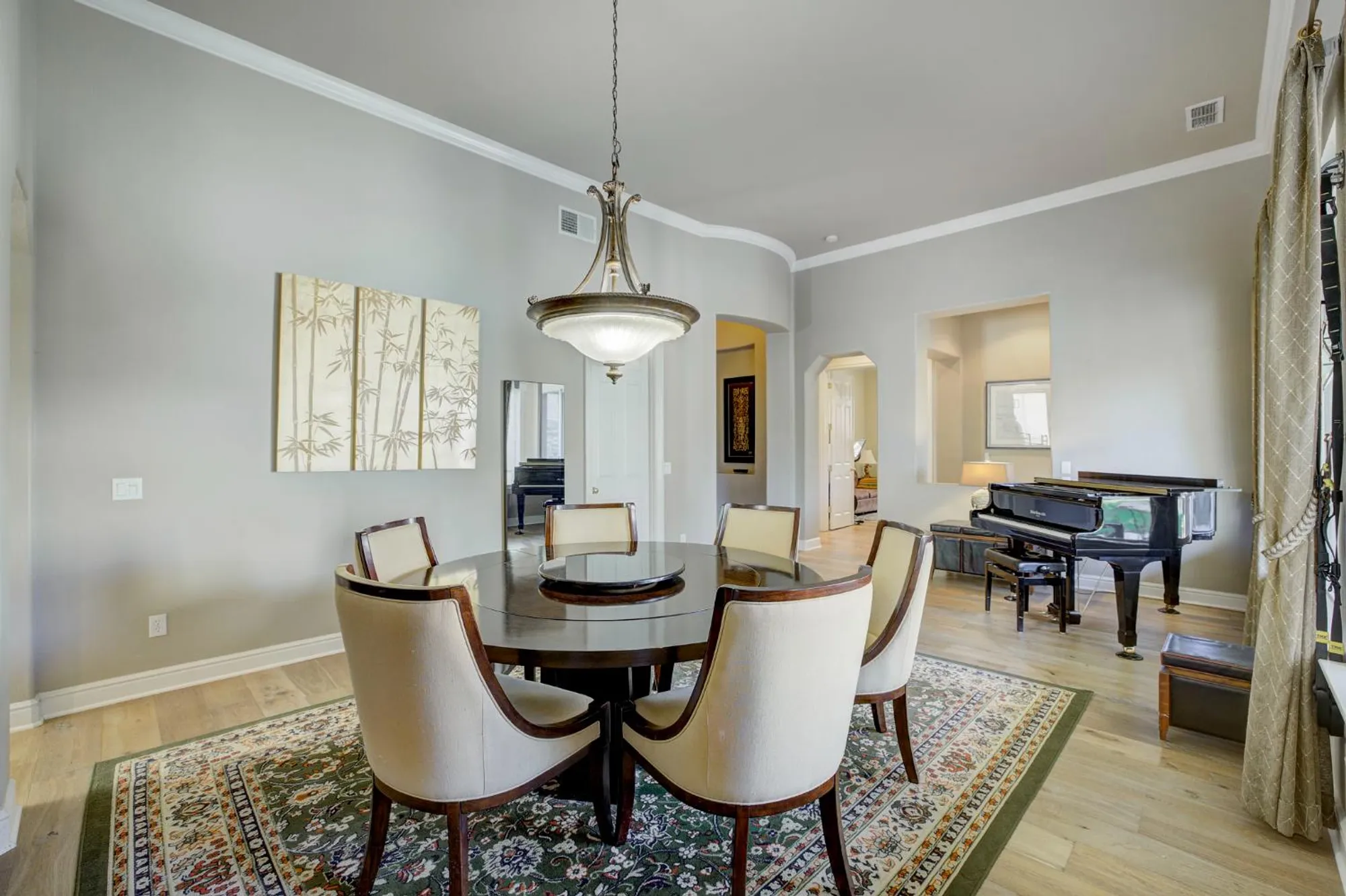 Property Slideshow image 8 of 28 | 2726 heritage park ln, Sacramento, CA, 95835