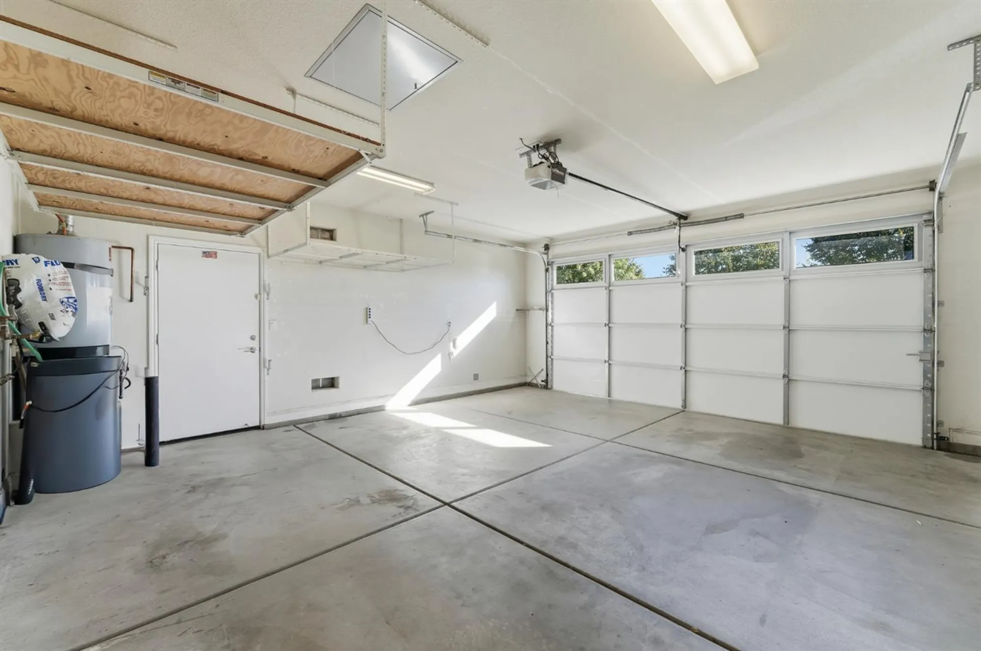 Property Slideshow image 36 of 46 | 1739 glenoaks st, Manteca, CA, 95336