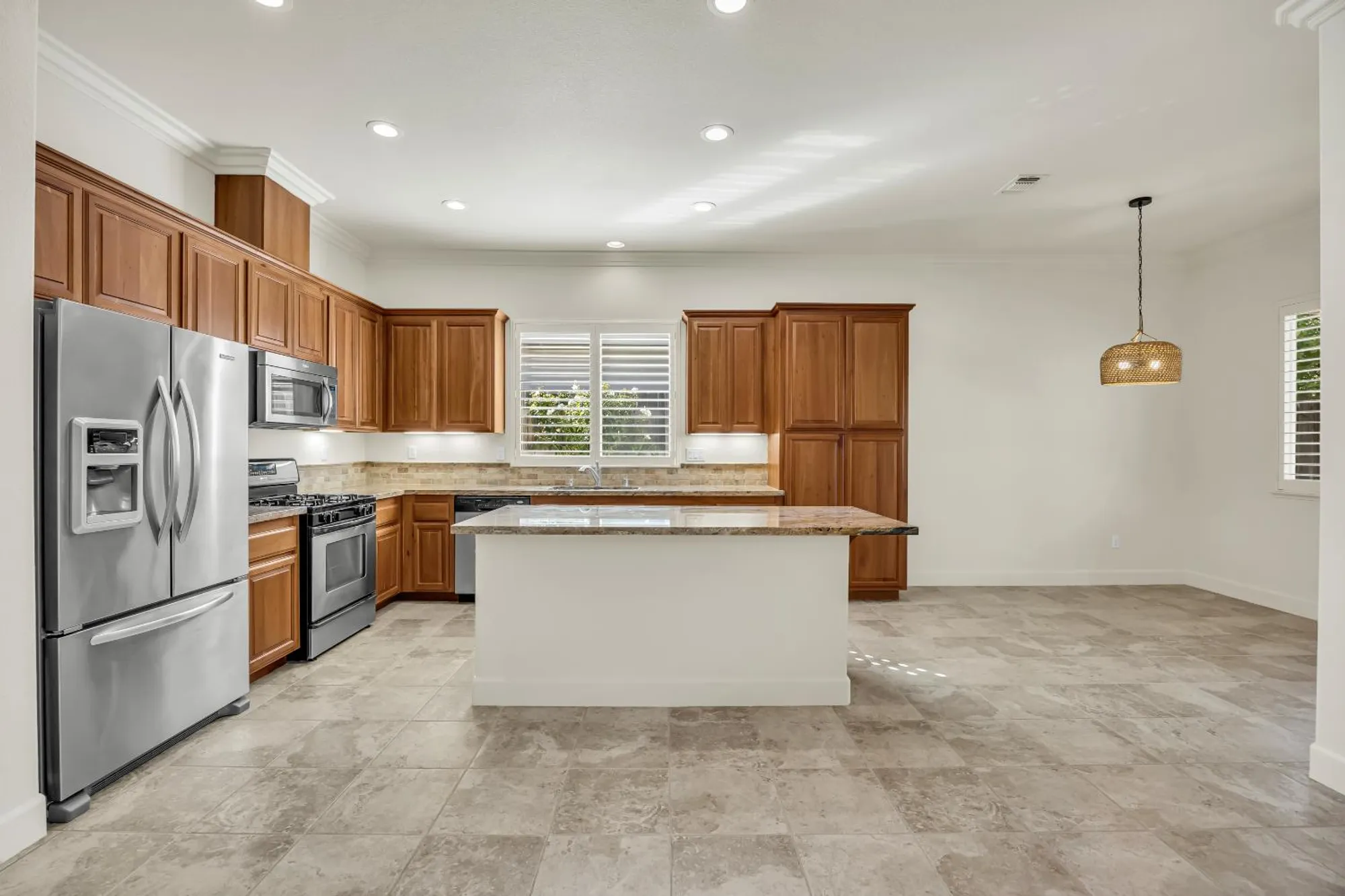 Property Slideshow image 4 of 43 | 513 aspen grove ct, El Dorado Hills, CA, 95762