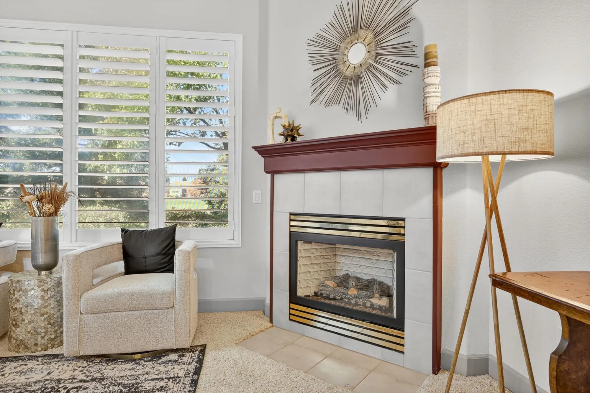 Property Slideshow image 17 of 55 | 440 shadow lake ct, Lincoln, CA, 95648