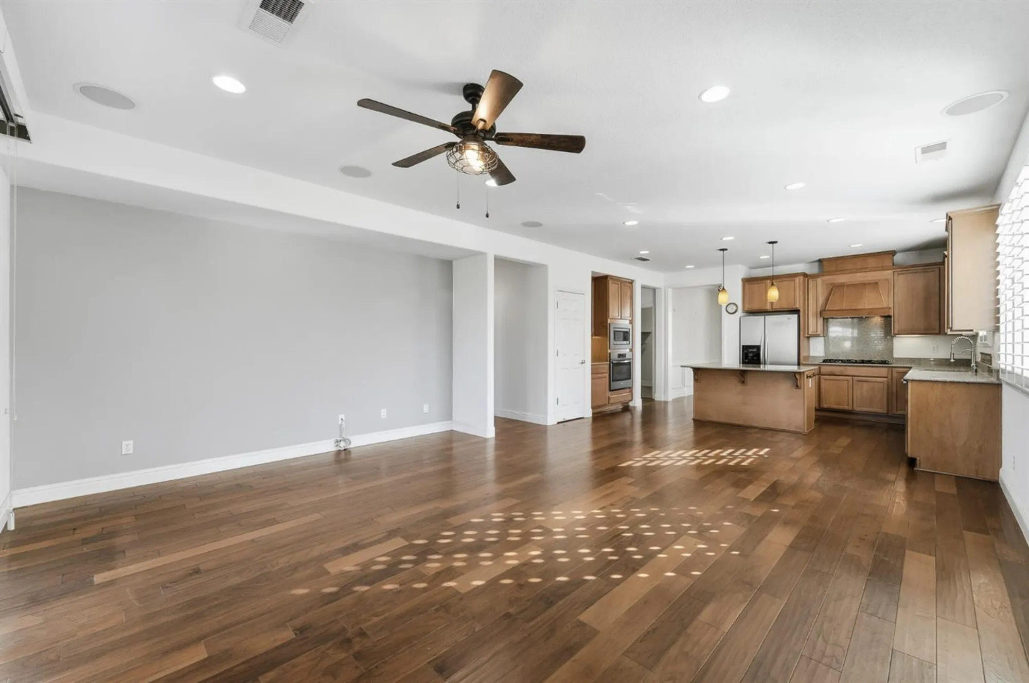 Property Slideshow image 19 of 46 | 1739 glenoaks st, Manteca, CA, 95336