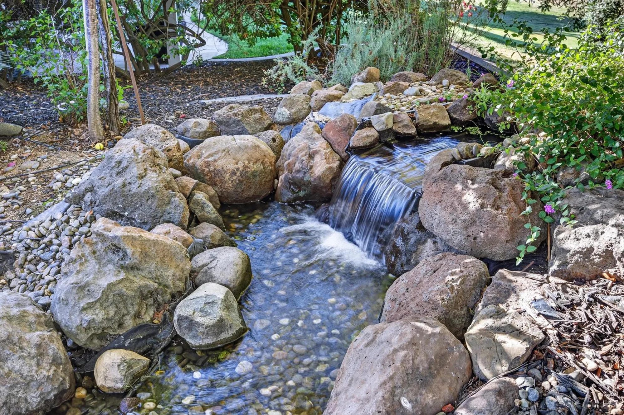 Property Slideshow image 37 of 55 | 440 shadow lake ct, Lincoln, CA, 95648