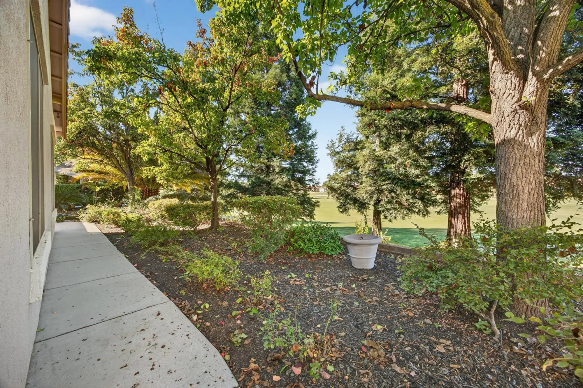 Property Slideshow image 39 of 55 | 440 shadow lake ct, Lincoln, CA, 95648