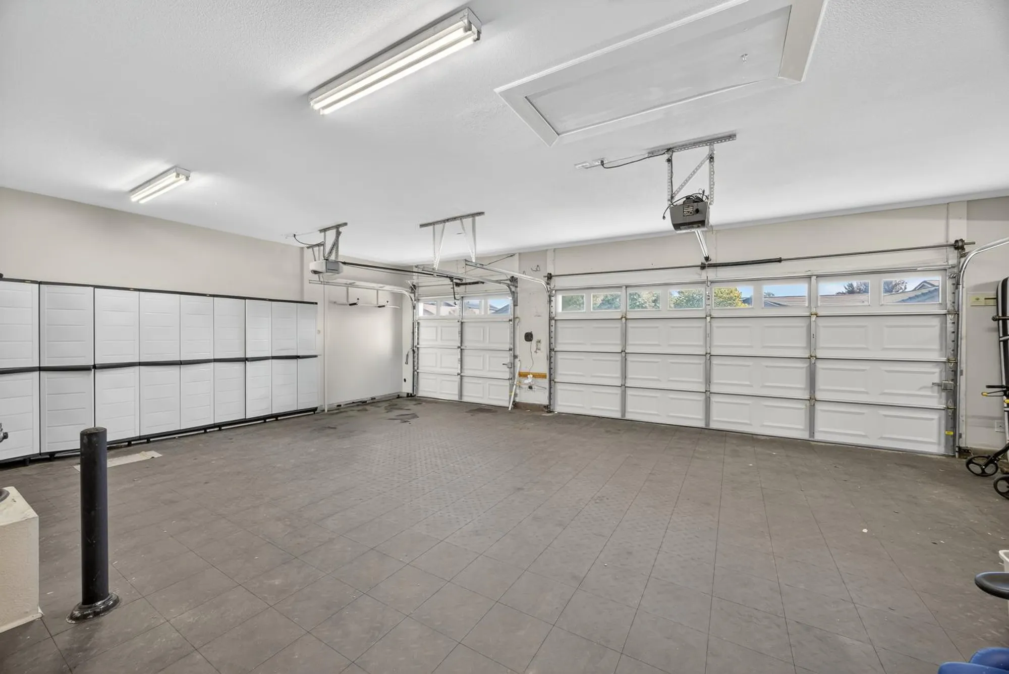 Property Slideshow image 25 of 55 | 440 shadow lake ct, Lincoln, CA, 95648