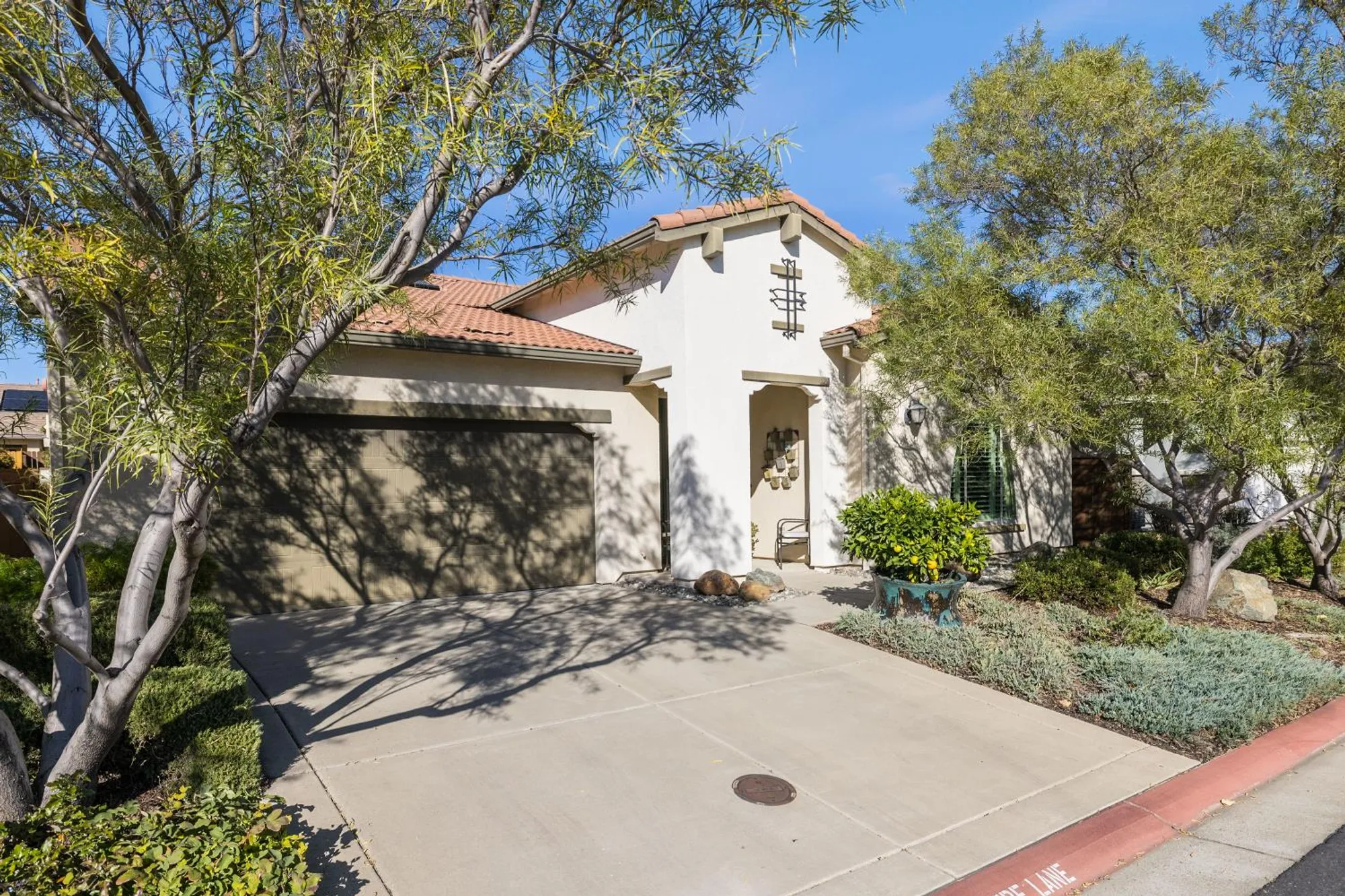 Property Slideshow image 1 of 39 | 4129 san andres way, El Dorado Hills, CA, 95762