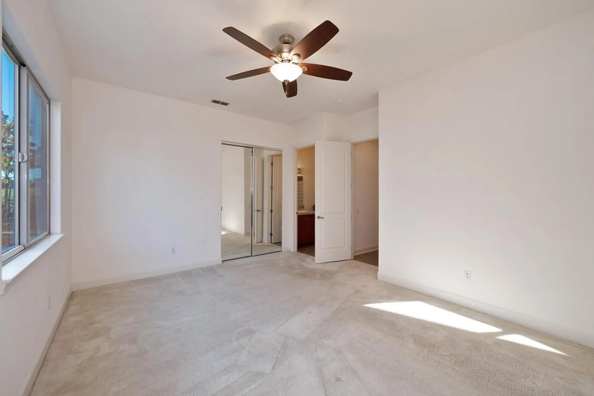 Property Slideshow image 39 of 65 | 2303 walden view ln, Lincoln, CA, 95648
