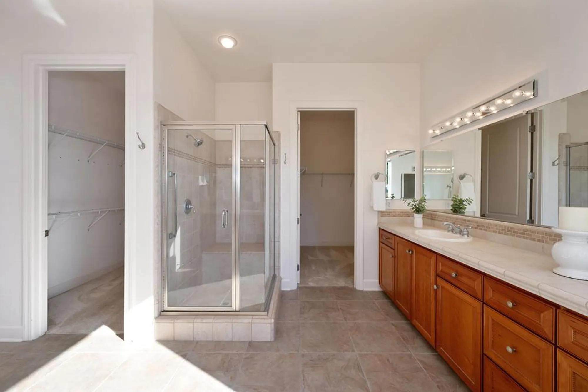 Property Slideshow image 36 of 65 | 2303 walden view ln, Lincoln, CA, 95648