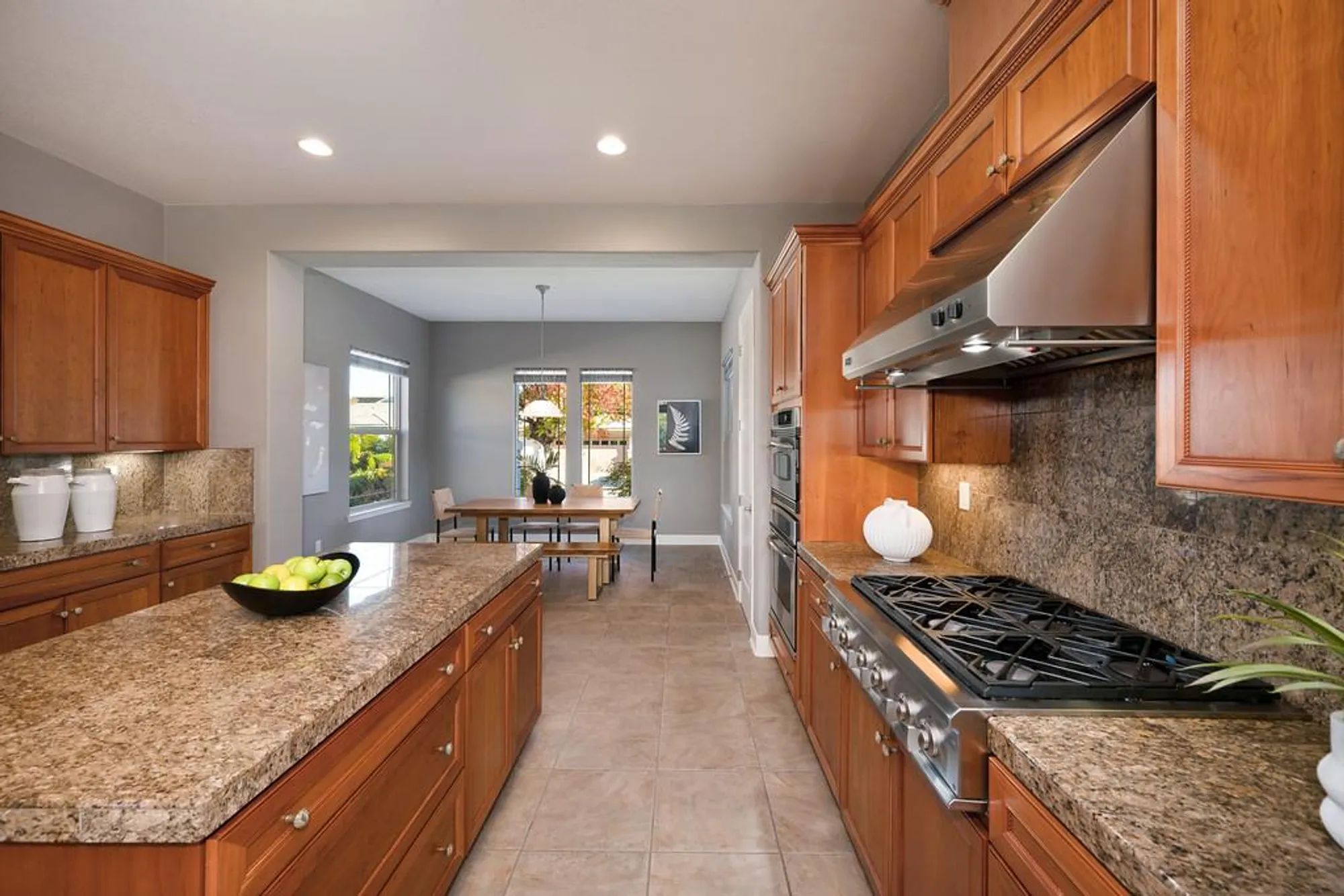 Property Slideshow image 20 of 65 | 2303 walden view ln, Lincoln, CA, 95648