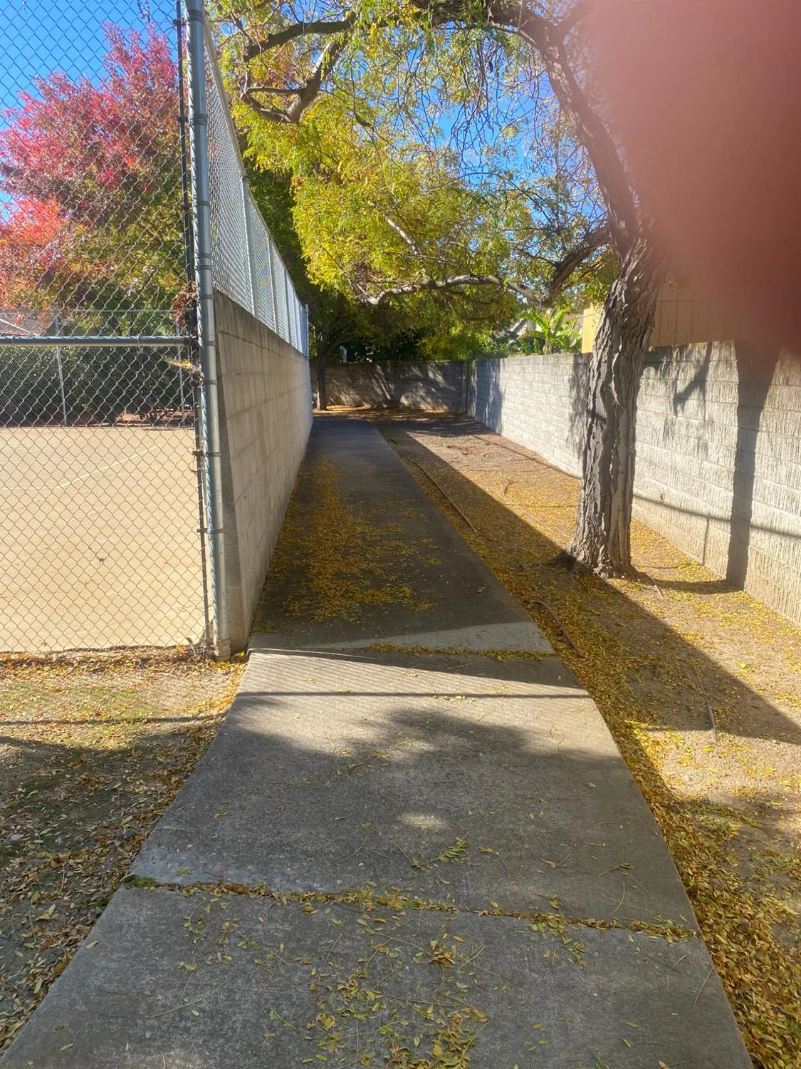 Property Slideshow image 43 of 63 | 7566 sunmore ln, Sacramento, CA, 95828