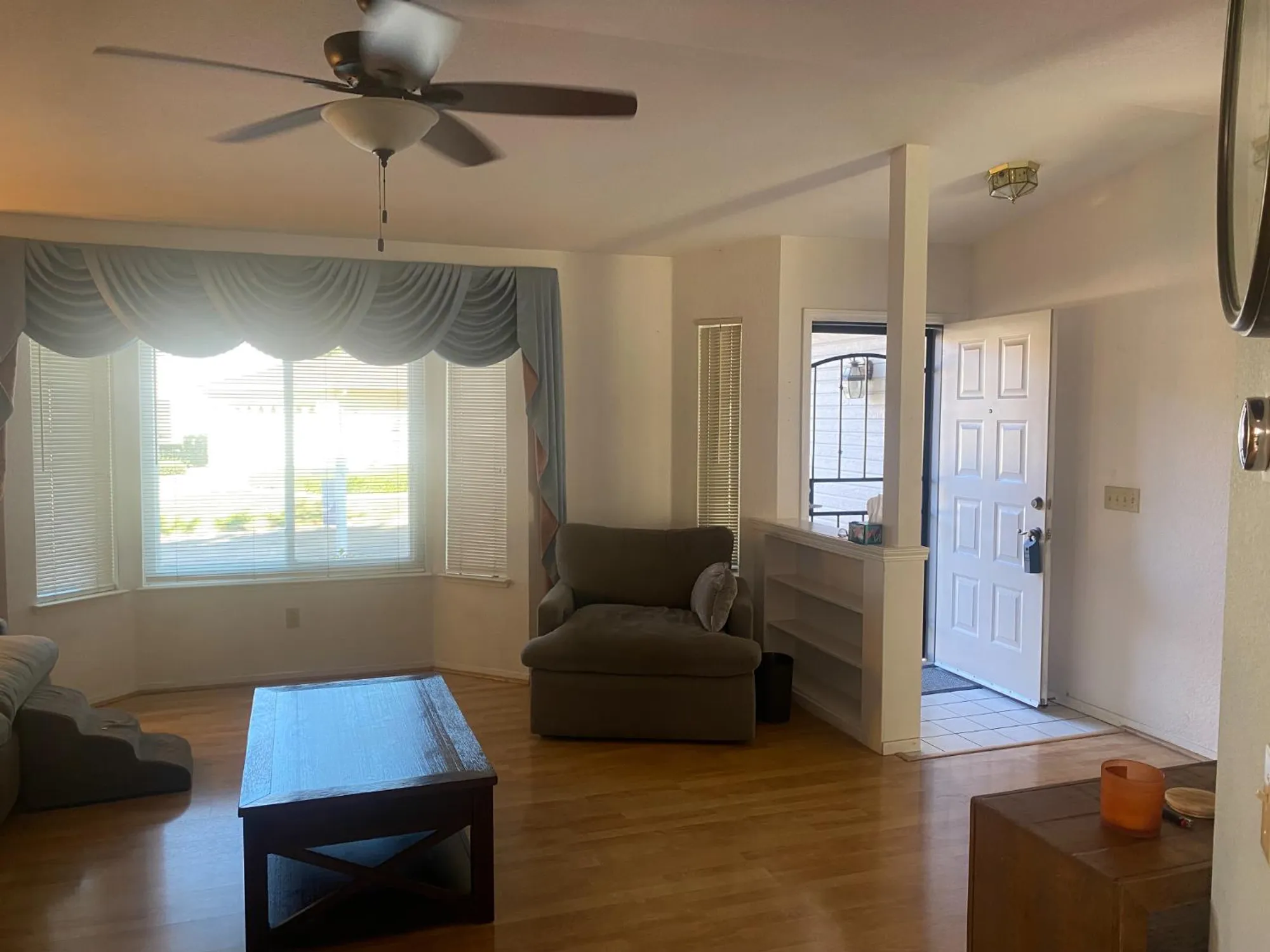 Property Slideshow image 4 of 63 | 7566 sunmore ln, Sacramento, CA, 95828