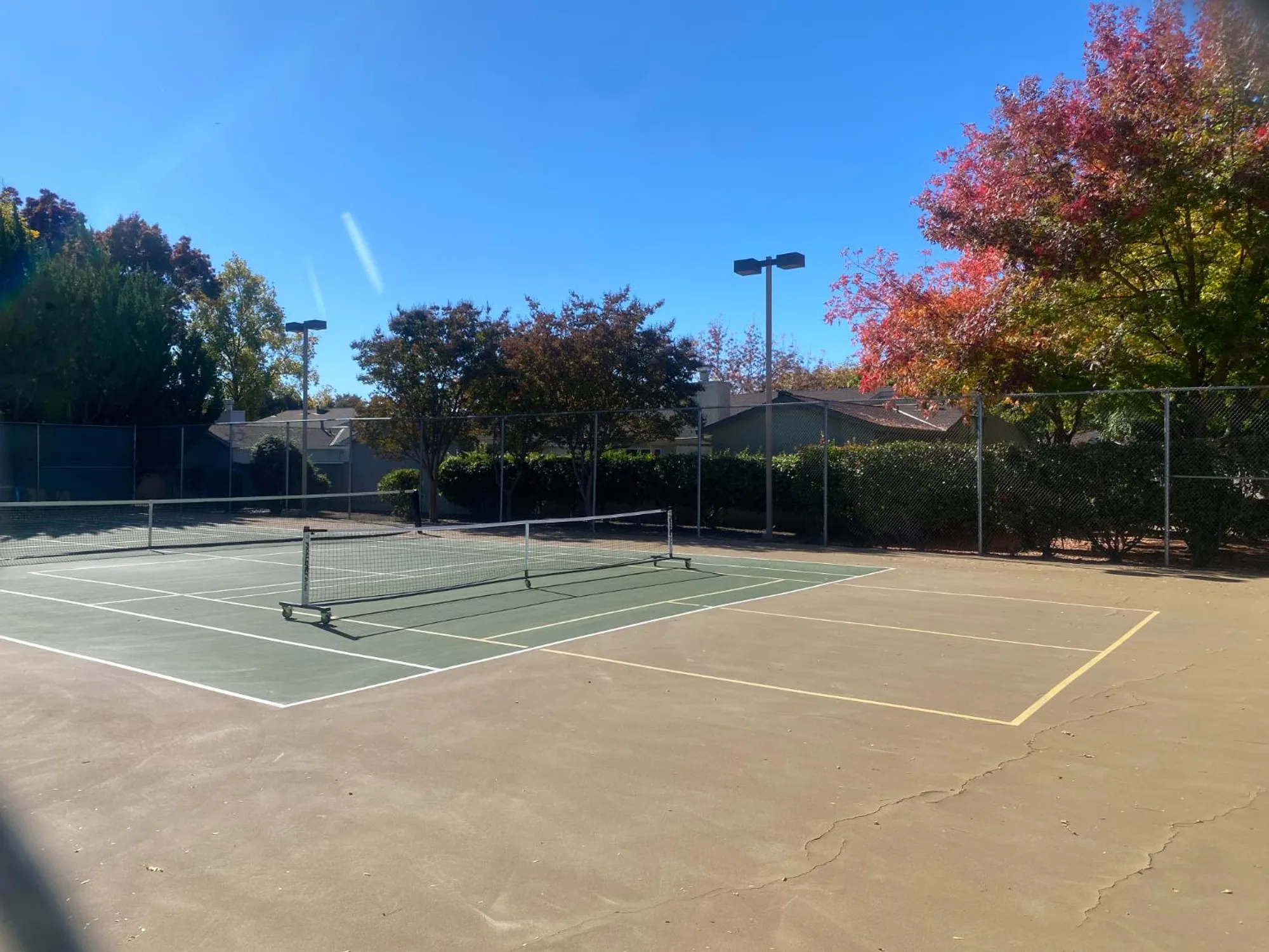 Property Slideshow image 41 of 63 | 7566 sunmore ln, Sacramento, CA, 95828