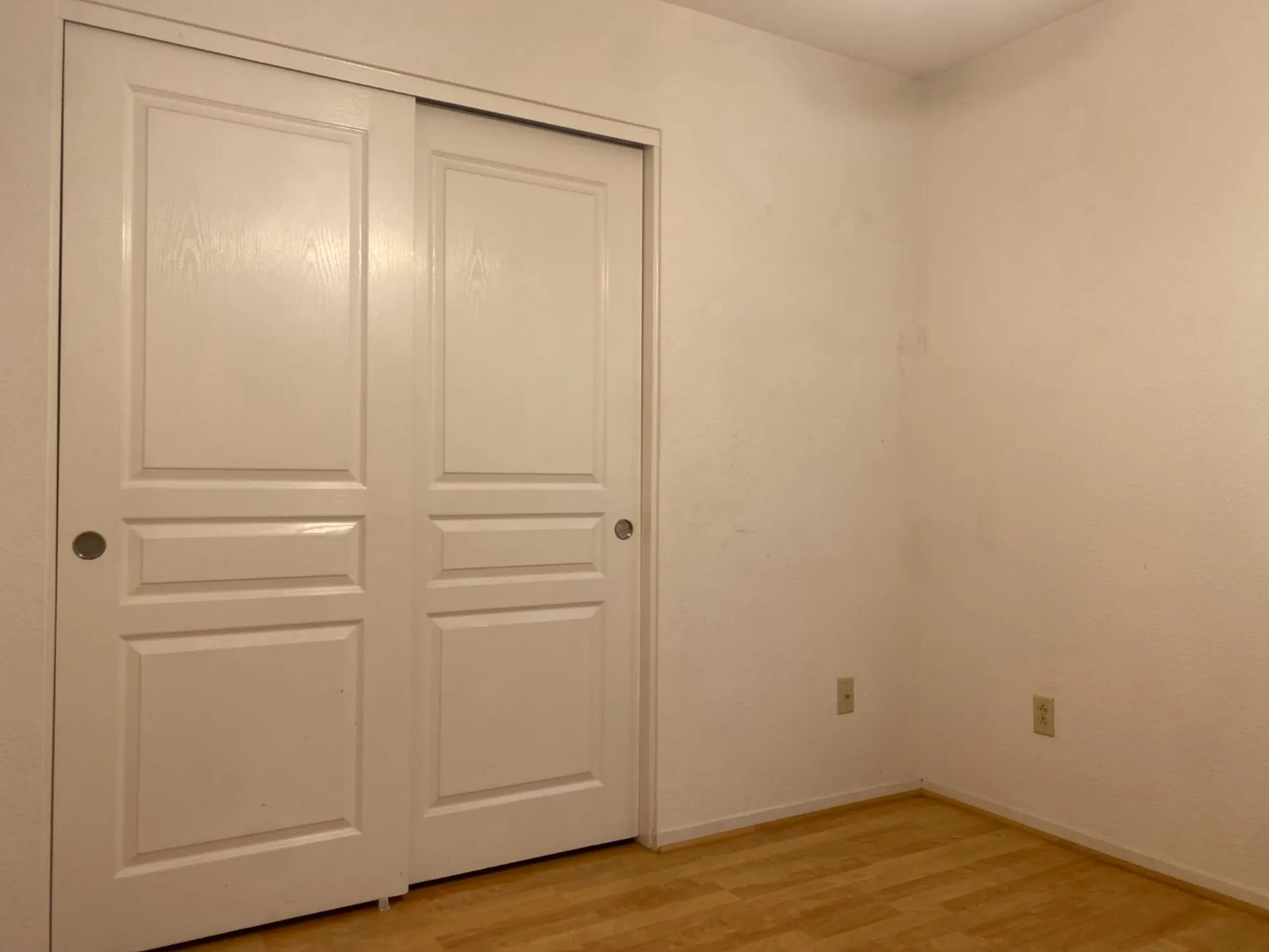 Property Slideshow image 8 of 63 | 7566 sunmore ln, Sacramento, CA, 95828