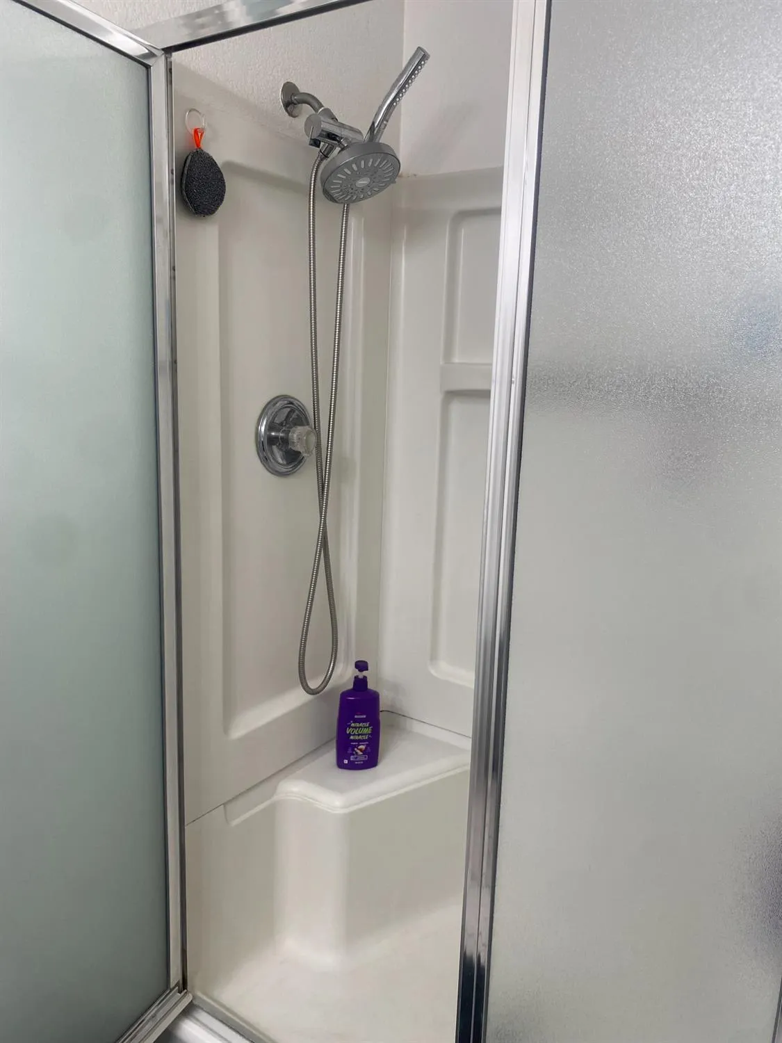 Property Slideshow image 10 of 63 | 7566 sunmore ln, Sacramento, CA, 95828