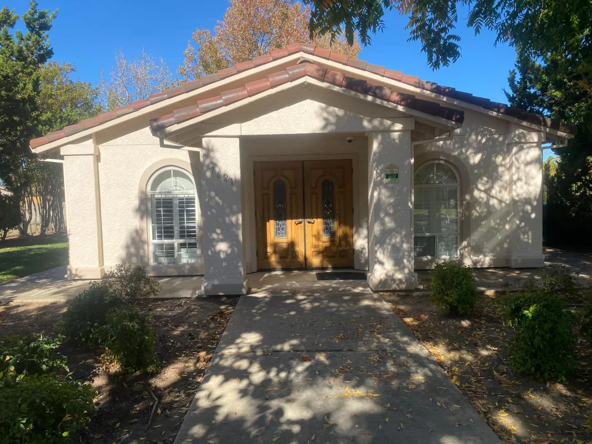 Property Slideshow image 38 of 63 | 7566 sunmore ln, Sacramento, CA, 95828