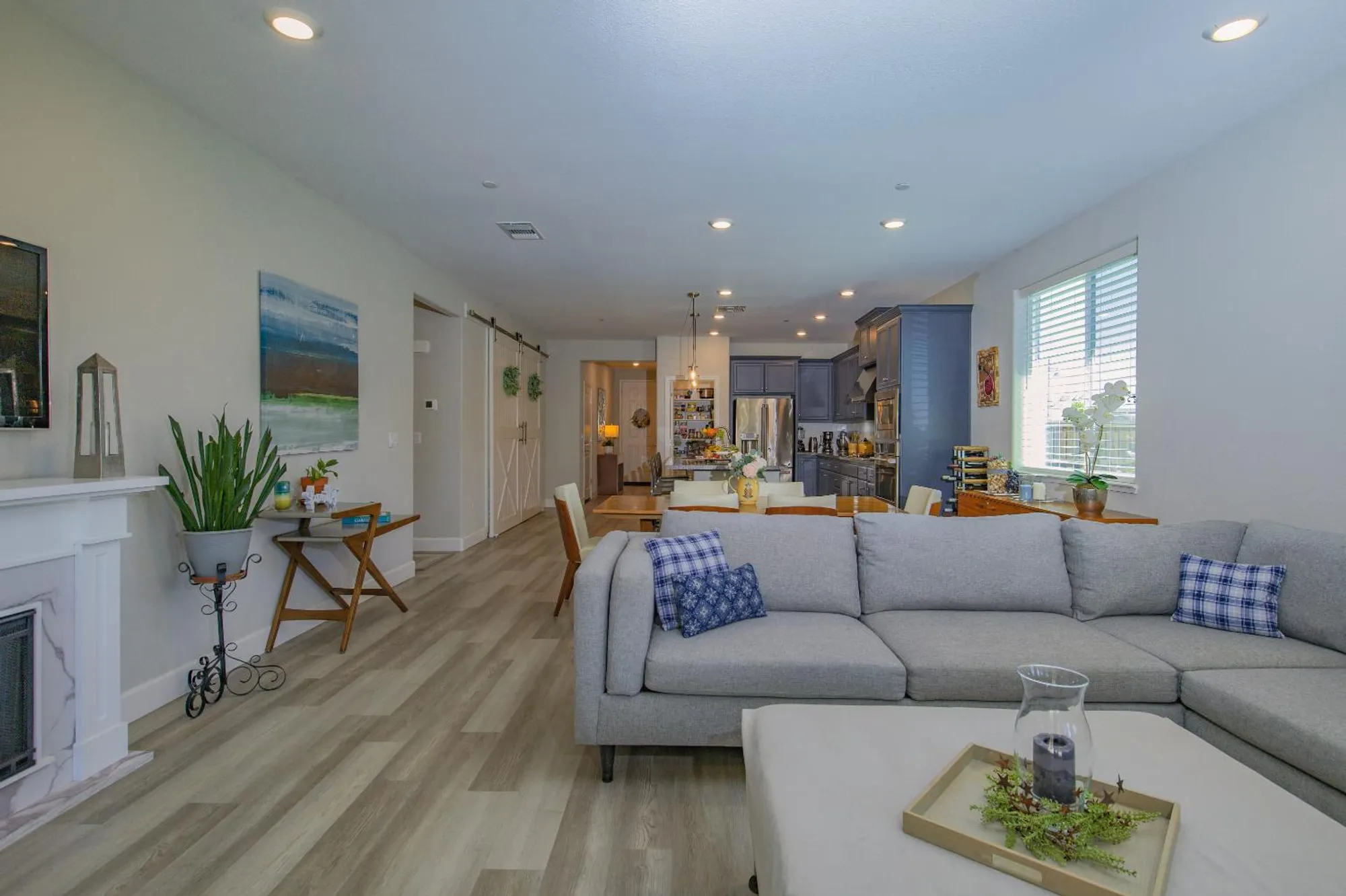 Property Slideshow image 15 of 62 | 484 pinehurst st, Manteca, CA, 95336