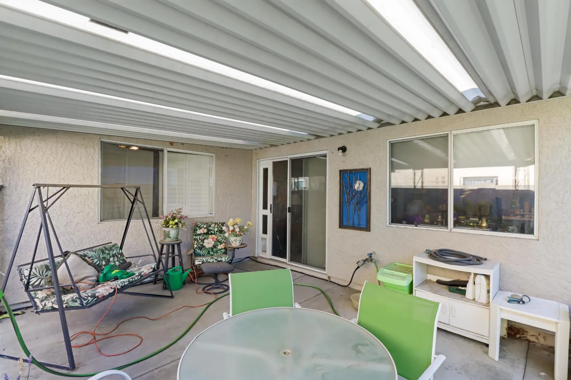 Property Slideshow image 30 of 52 | 7325 sunsilver ln, Sacramento, CA, 95828