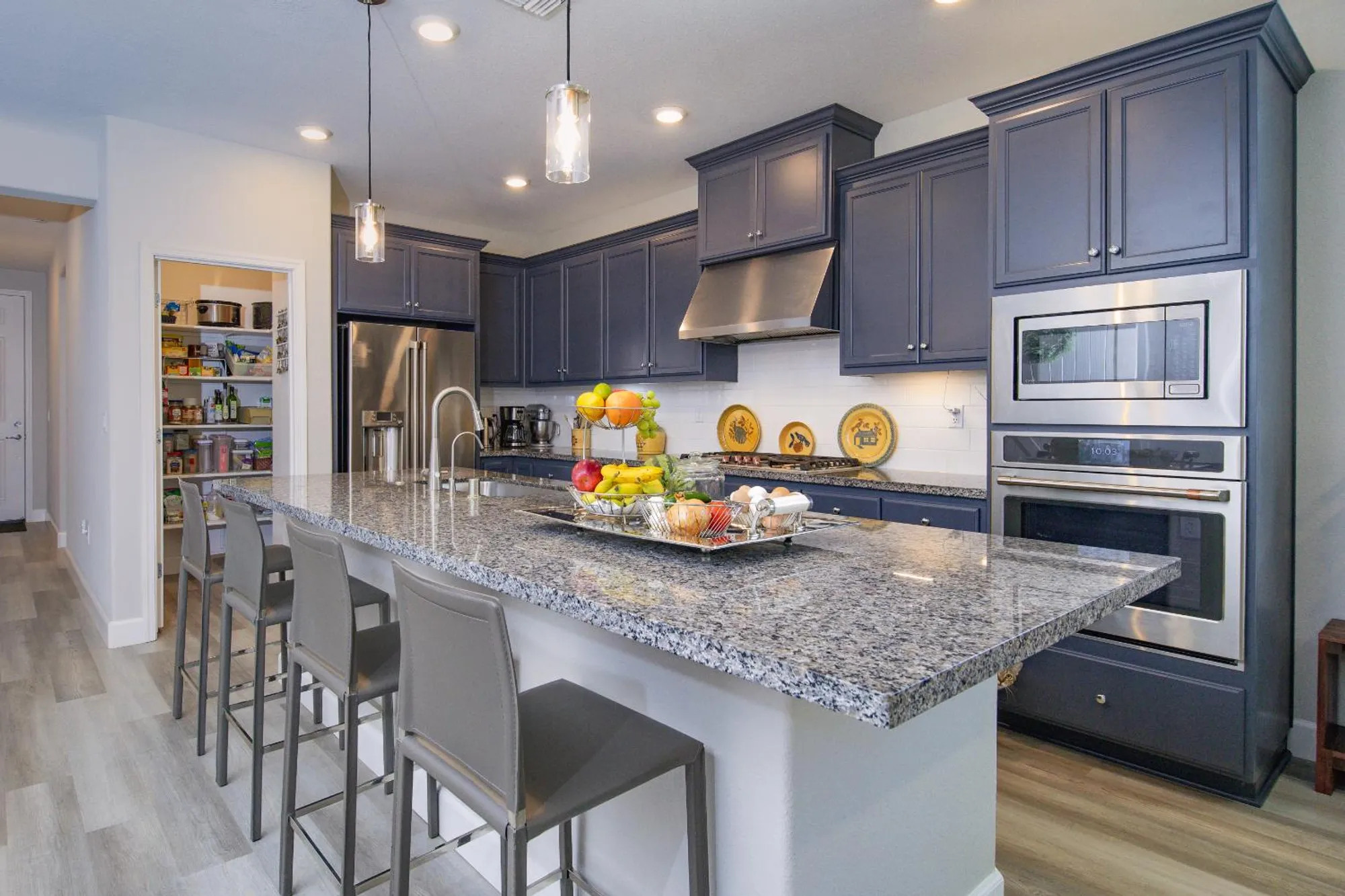 Property Slideshow image 2 of 62 | 484 pinehurst st, Manteca, CA, 95336