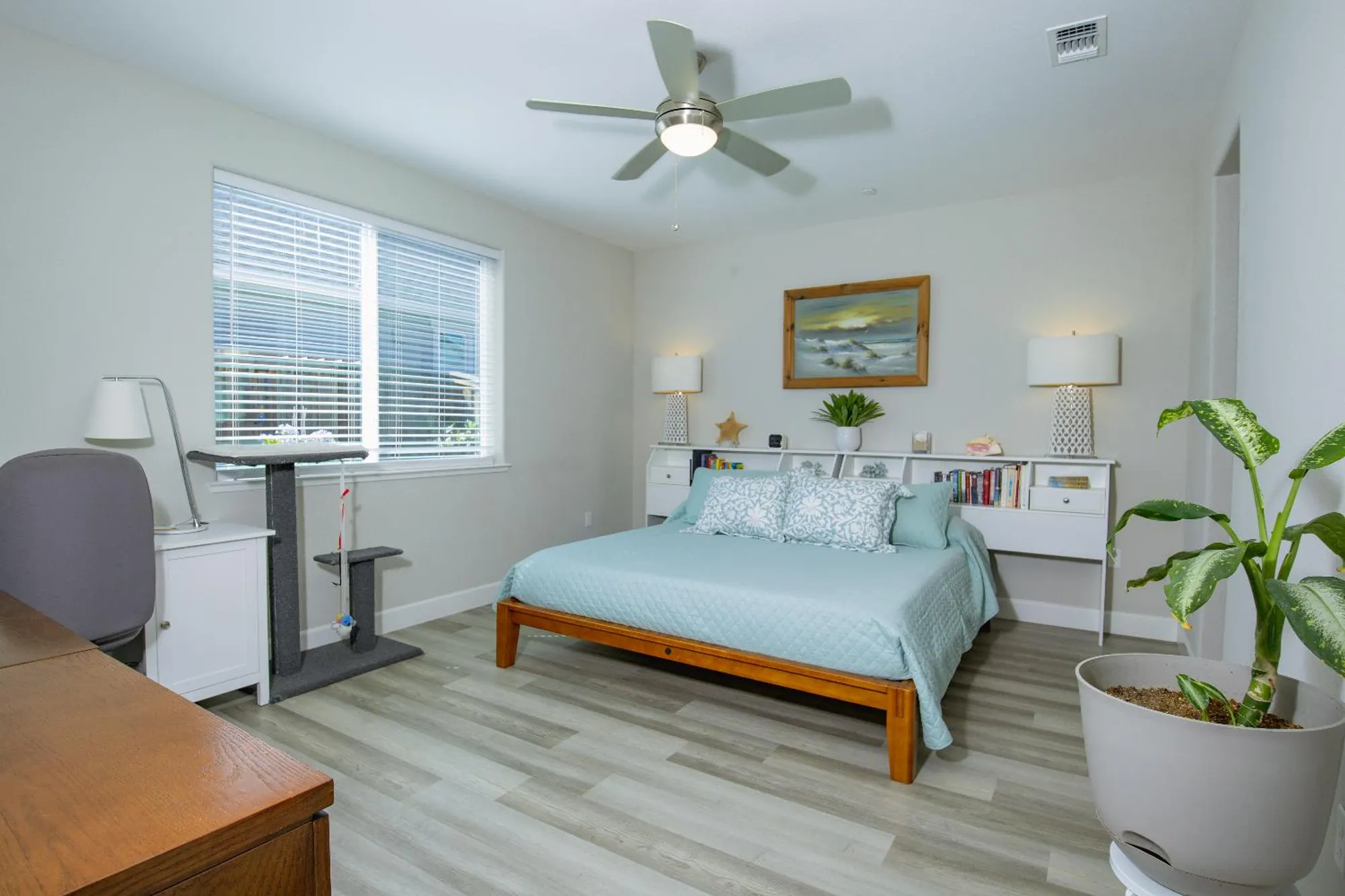 Property Slideshow image 20 of 62 | 484 pinehurst st, Manteca, CA, 95336