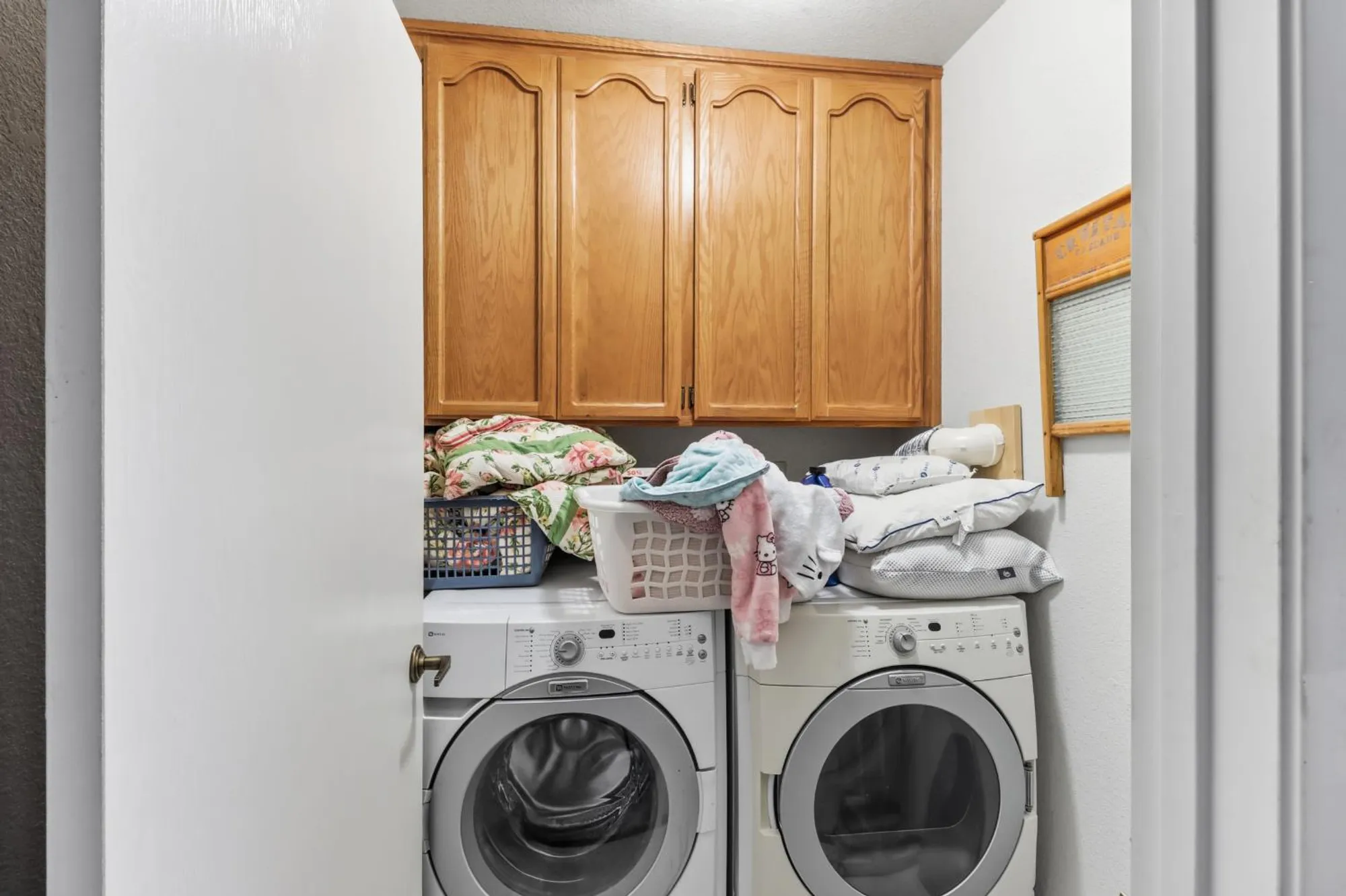 Property Slideshow image 27 of 52 | 7325 sunsilver ln, Sacramento, CA, 95828