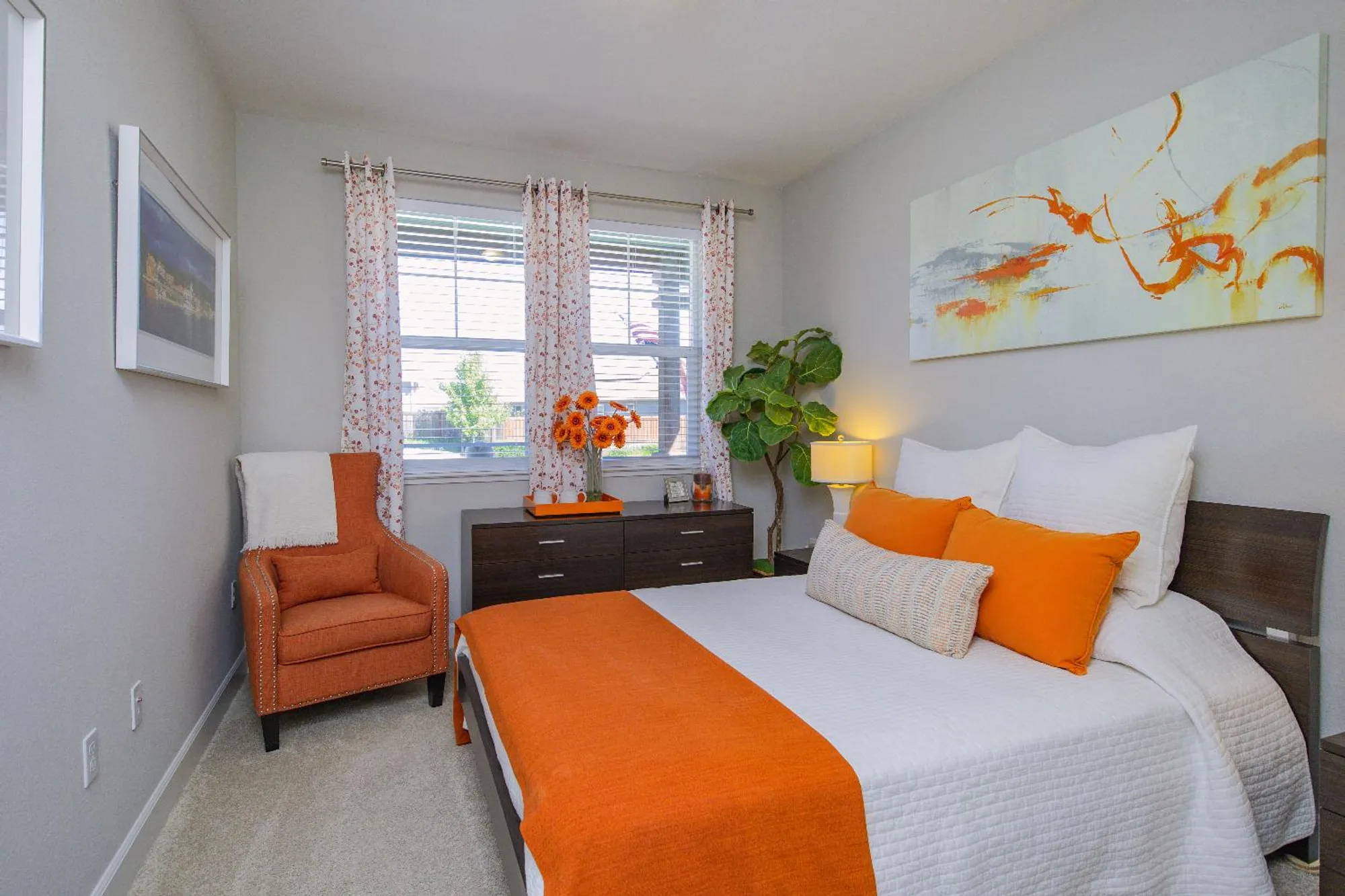 Property Slideshow image 31 of 62 | 484 pinehurst st, Manteca, CA, 95336