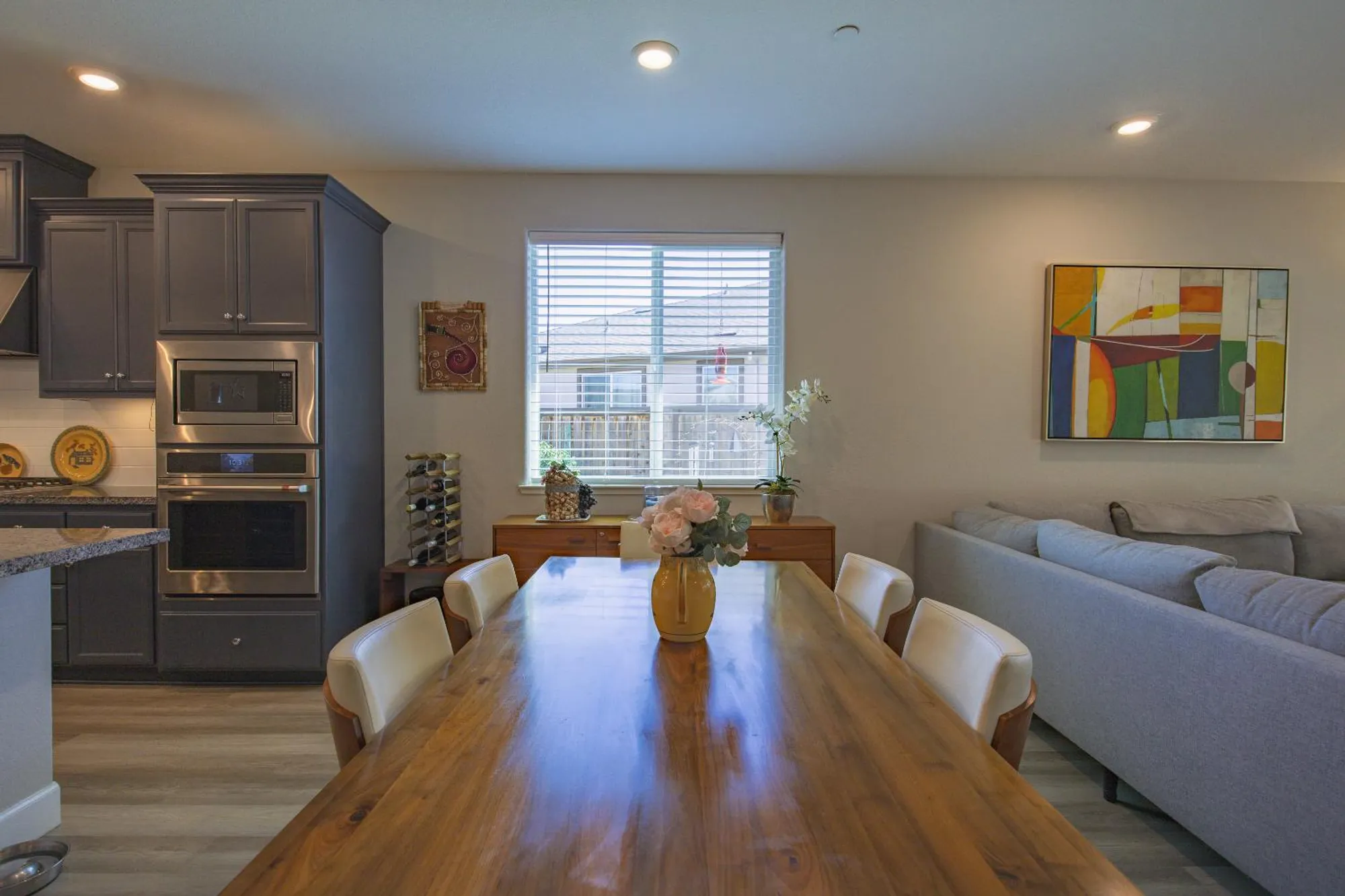 Property Slideshow image 13 of 62 | 484 pinehurst st, Manteca, CA, 95336