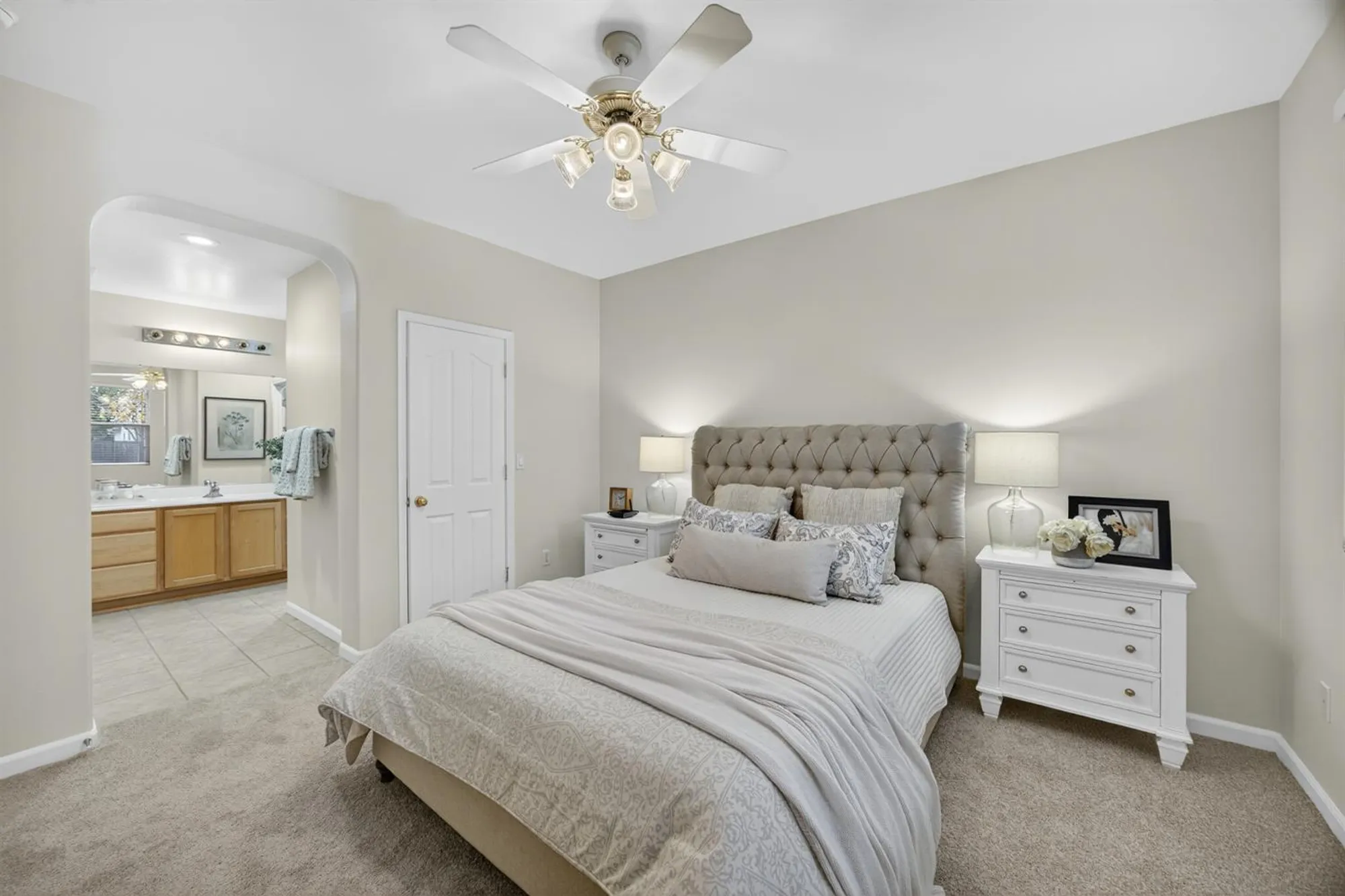 Property Slideshow image 21 of 46 | 2278 bay horse ln, Sacramento, CA, 95835